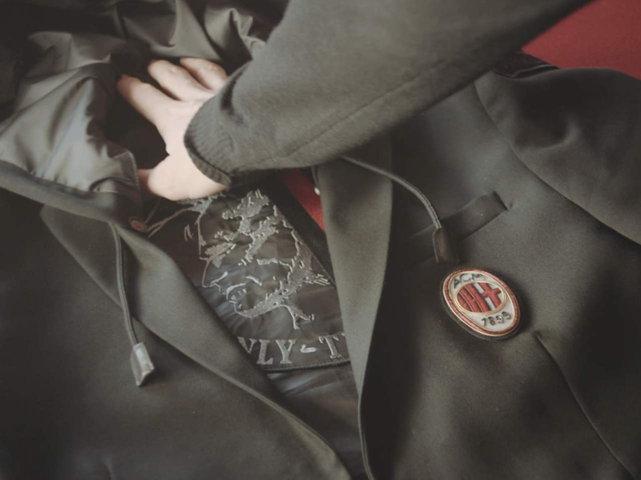 AC-MILAN AC-MILAN