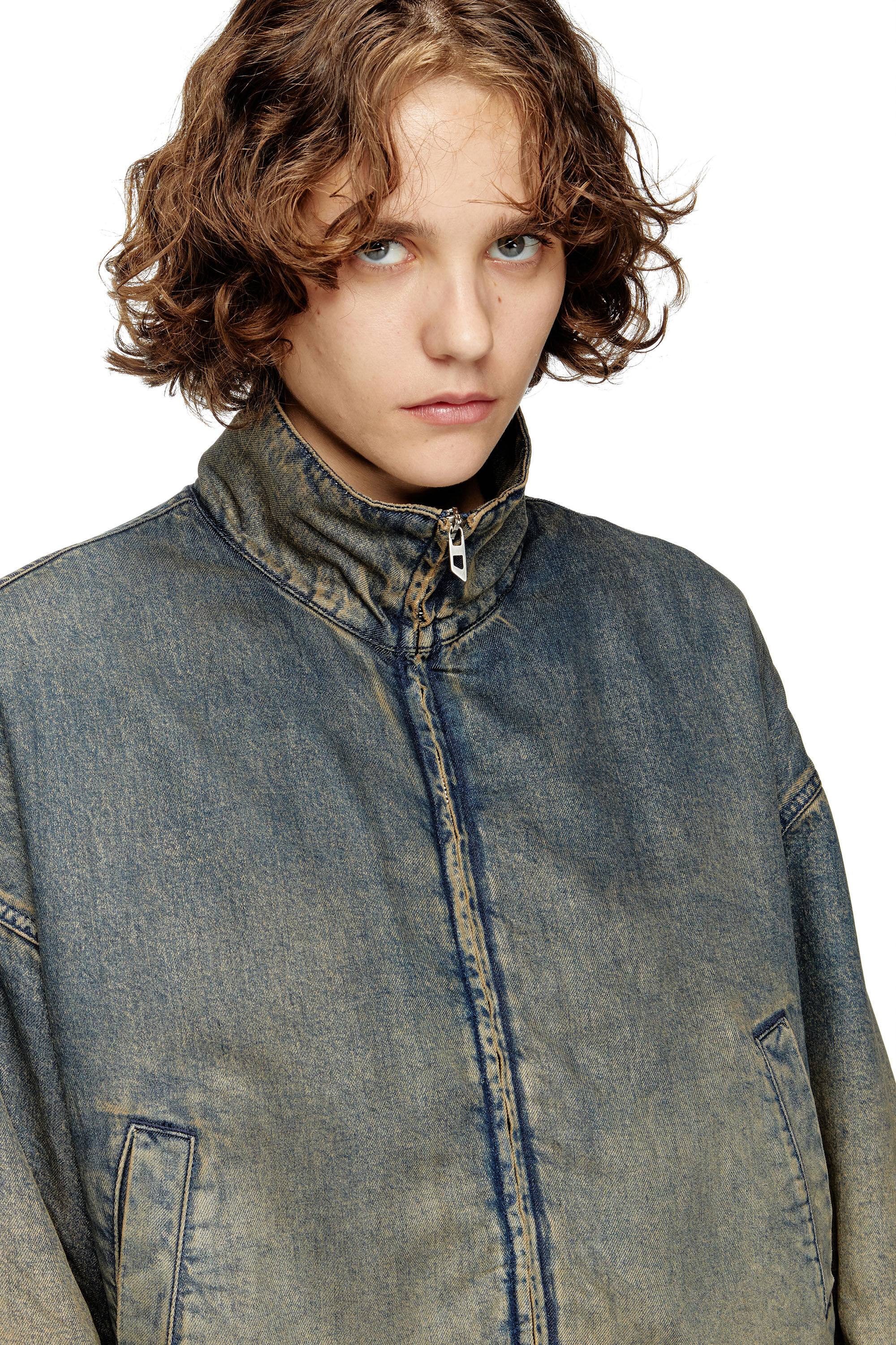 Diesel - DE-FLOWER-S, Veste zippée en denim fluide nuancé Femme in Bleu - 5
