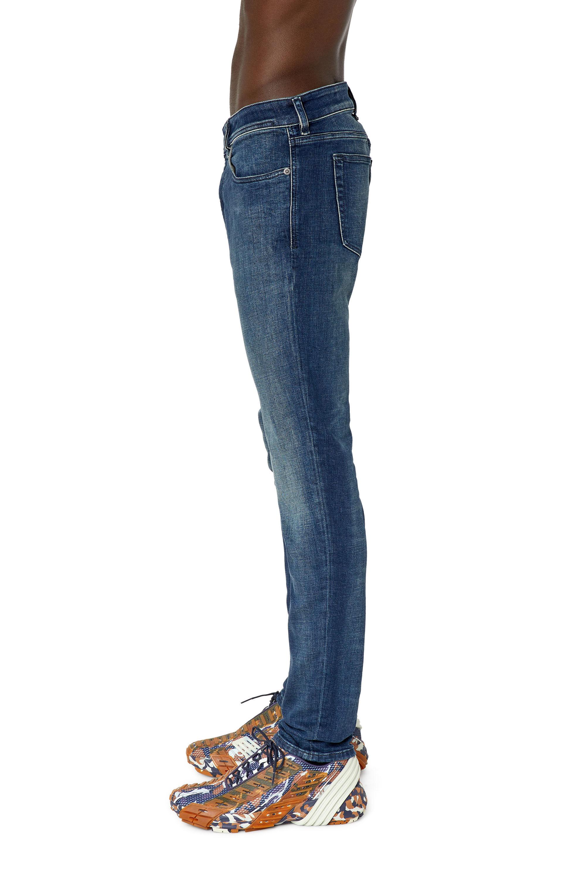Diesel - 1979 Sleenker 09F58 Skinny Jeans, Bleu Foncé - Image 5