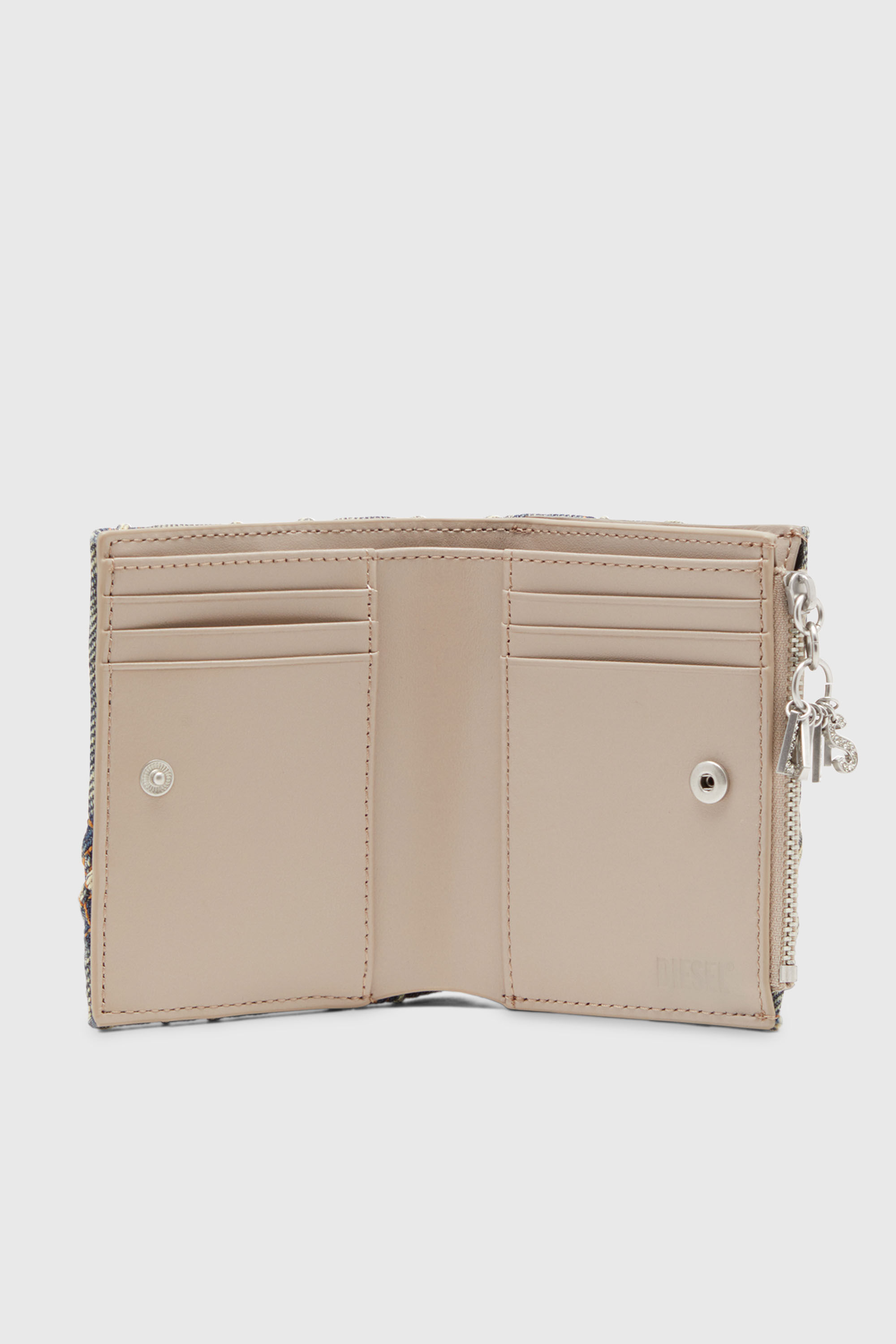 Diesel - CHARM D- BI FOLD ZIP II, Petit portefeuille en denim matelass&eacute; Argyle Femme in Bleu - 3