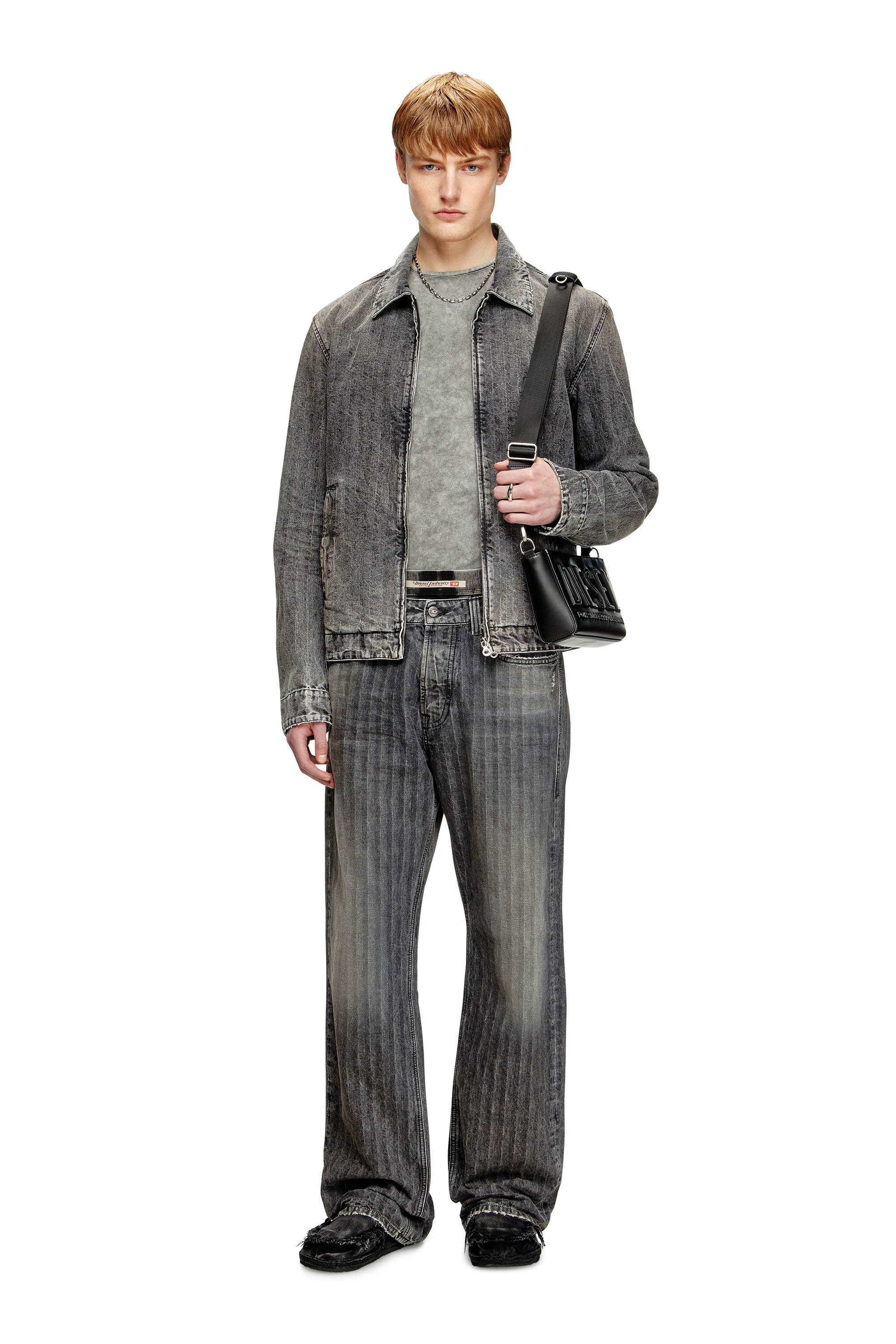 Diesel - D-ROHE, Veste blouson en denim à chevrons Homme in Noir - 1