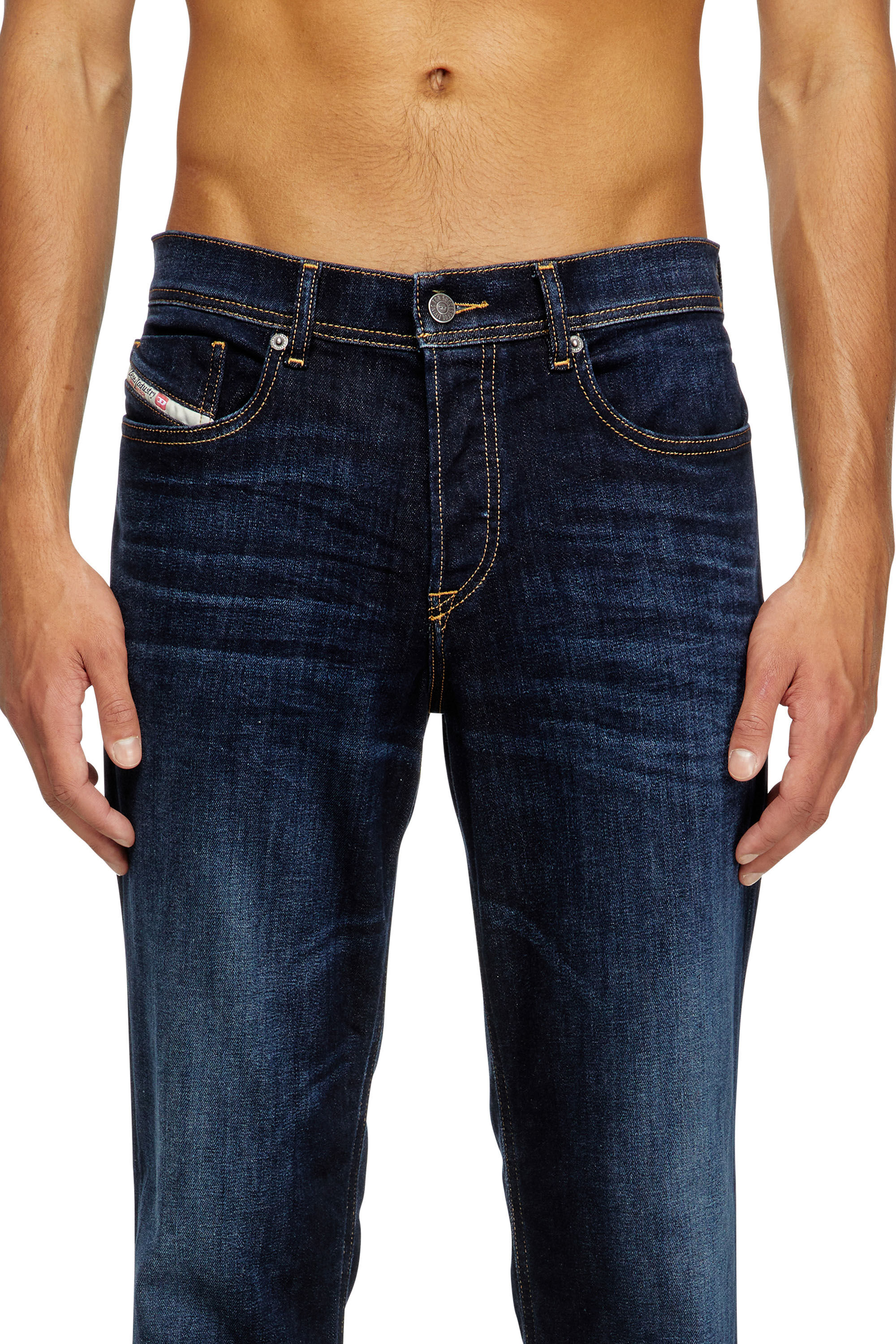Diesel - Regular Jeans 2023 D-Finitive 009ZS Homme, Bleu Foncé - Image 5