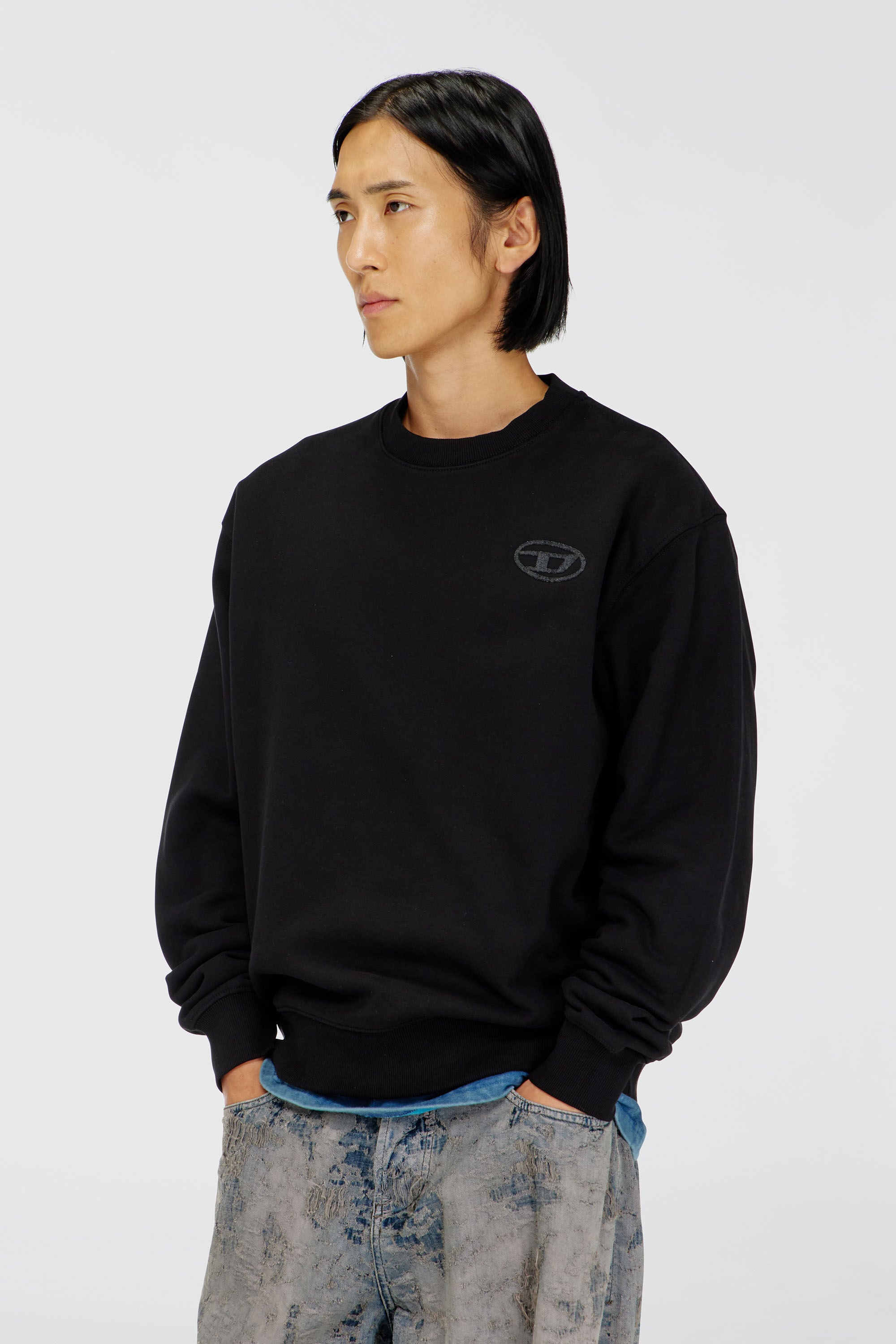 Diesel - S-LUK-R-T92, Pull en coton avec broderie logo Oval D ton sur ton Homme in Noir - 3