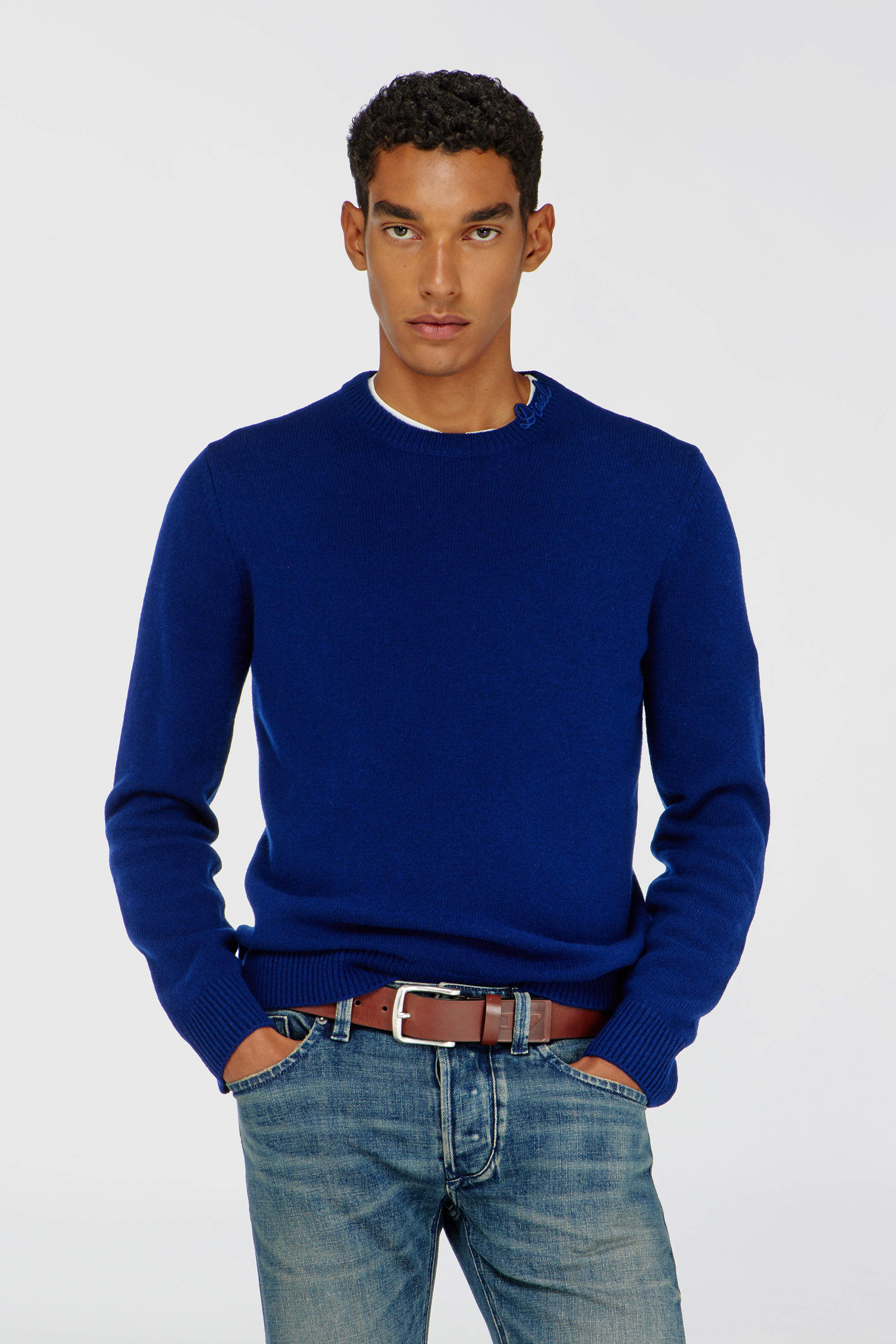 Diesel - K-IMBRO, Pull en laine avec logo sur le col Homme in Bleu - 2