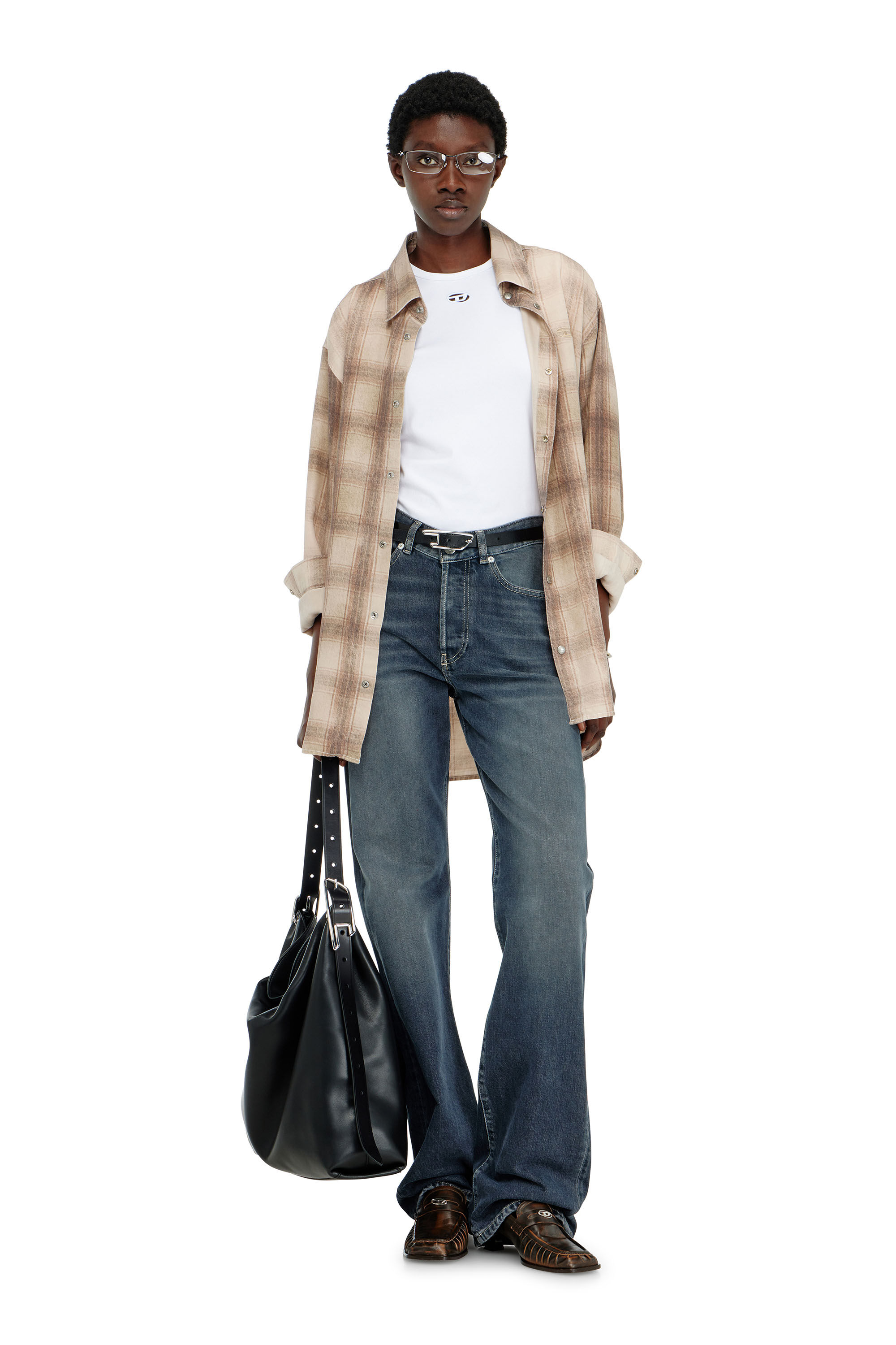Diesel - T-ANGIE-OD, T-shirt avec logo d&eacute;coup&eacute; brod&eacute; Femme in Blanc - 1