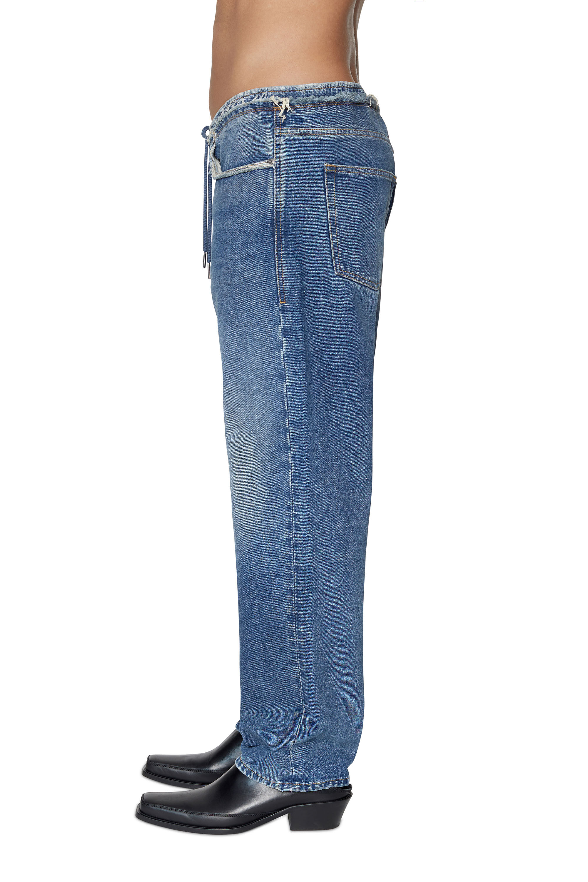 Diesel - D-Sert 007F2 Straight Jeans, Bleu moyen - Image 5