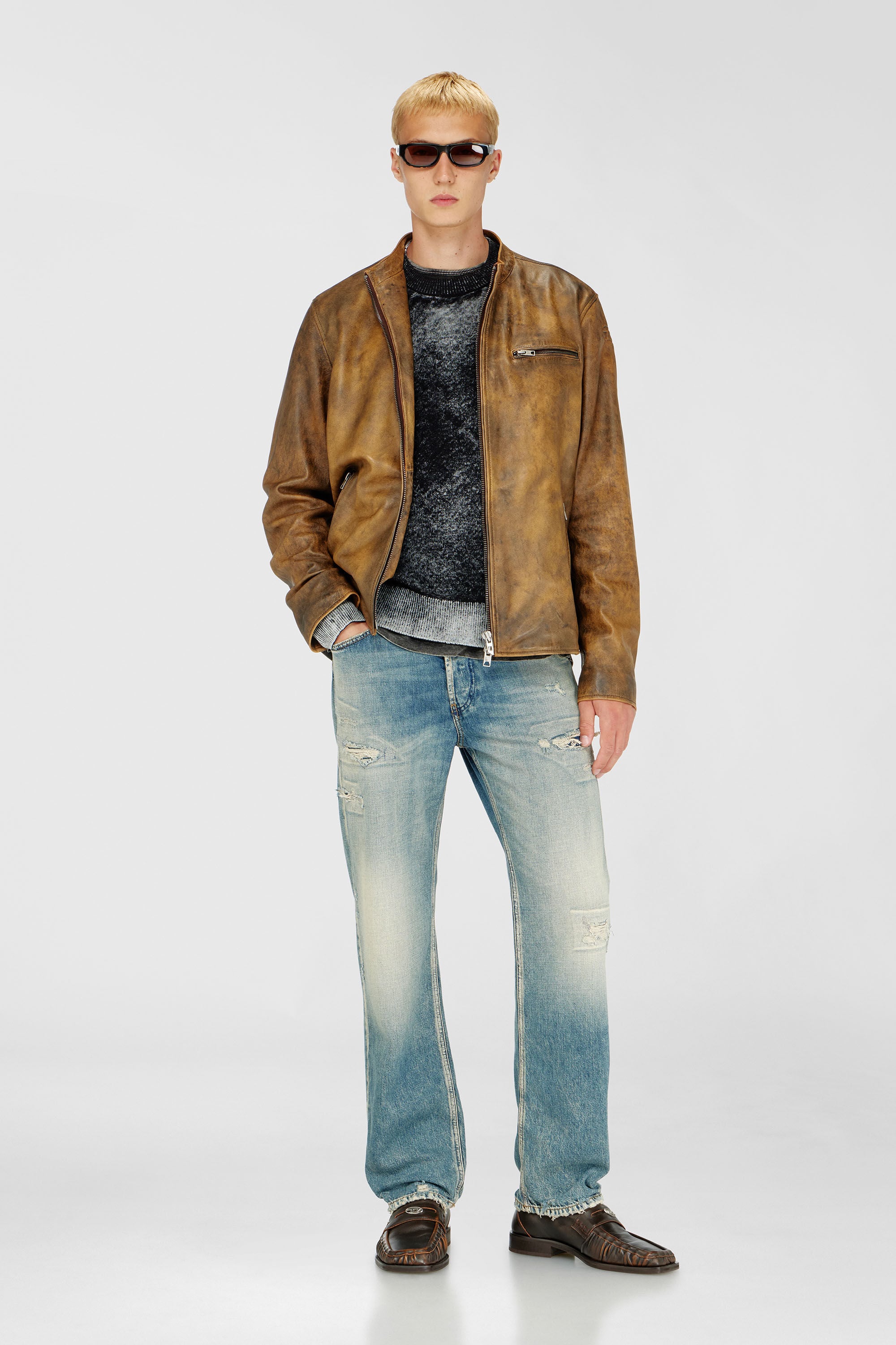Diesel - K-LAURENT, Pull avec impression invers&eacute;e d&eacute;color&eacute;e Homme in Noir - 1