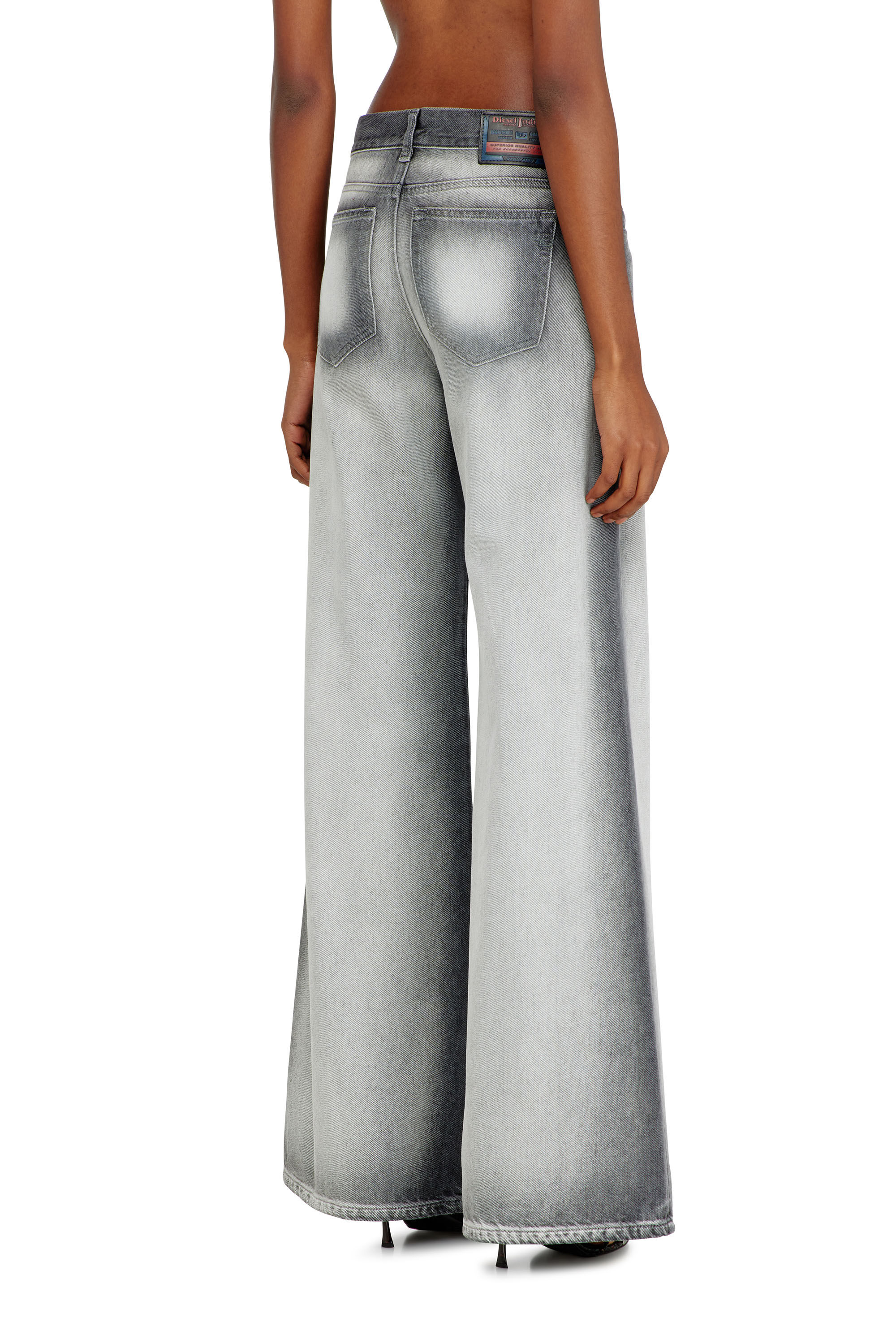 Diesel - Woman's Flare Jeans 1978 D-Akemi 09P28, Light Grey - 4
