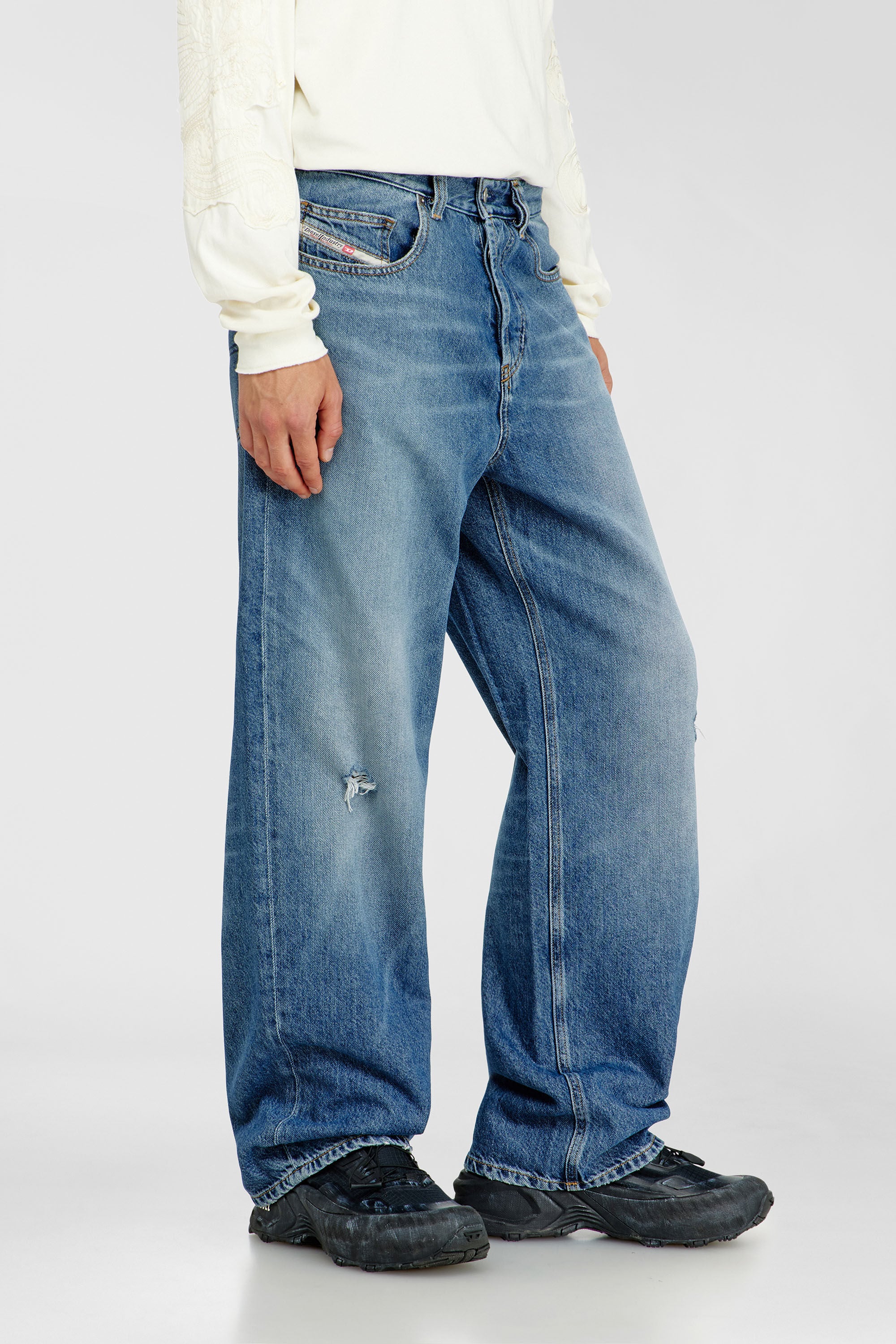 Diesel - Relaxed Jeans 2001 D-Macro 09P61 Homme, Bleu moyen - Image 7