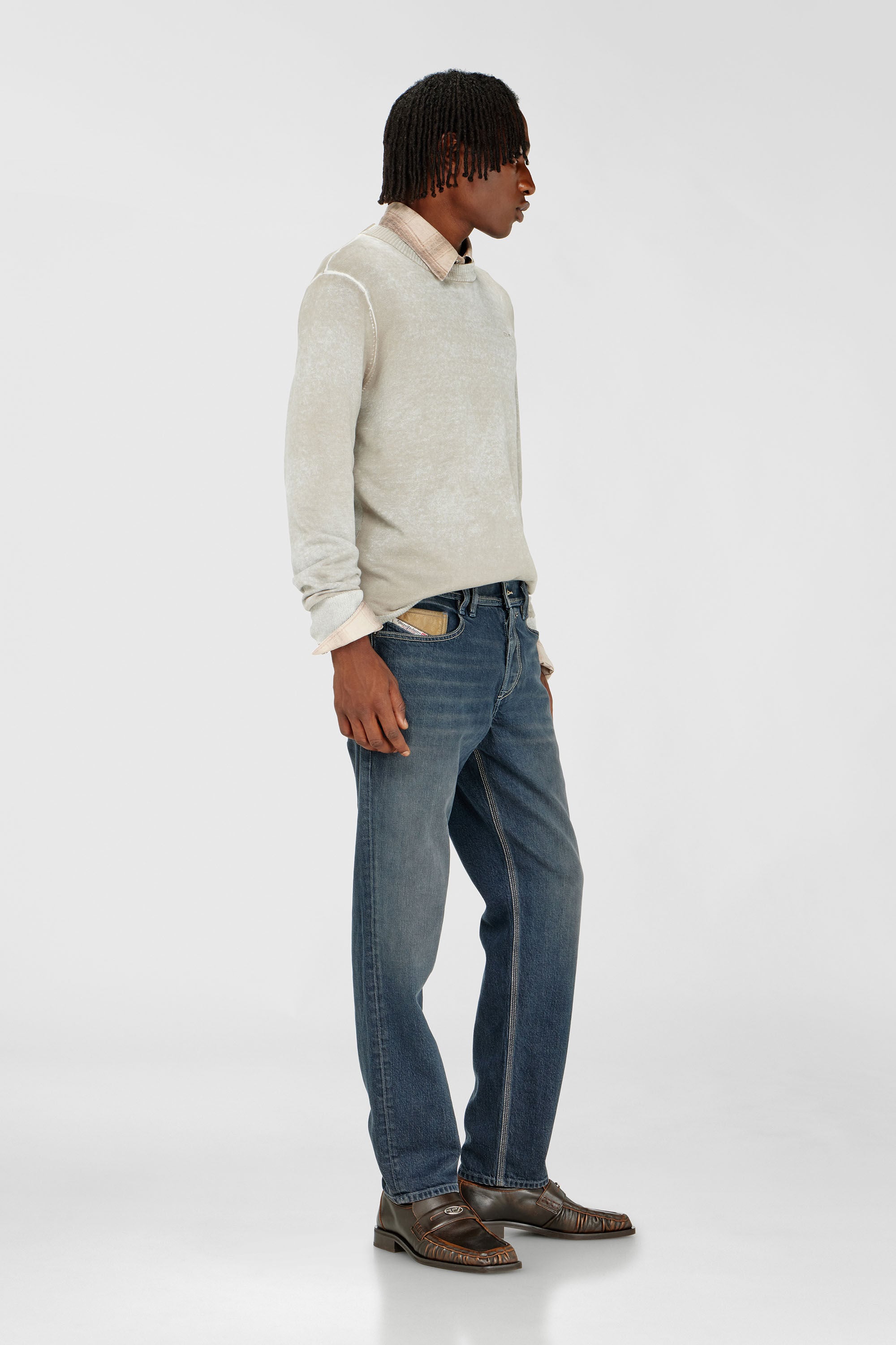Diesel - Regular Jeans 2023 D-Finitive 007GQ Homme, Bleu moyen - Image 2