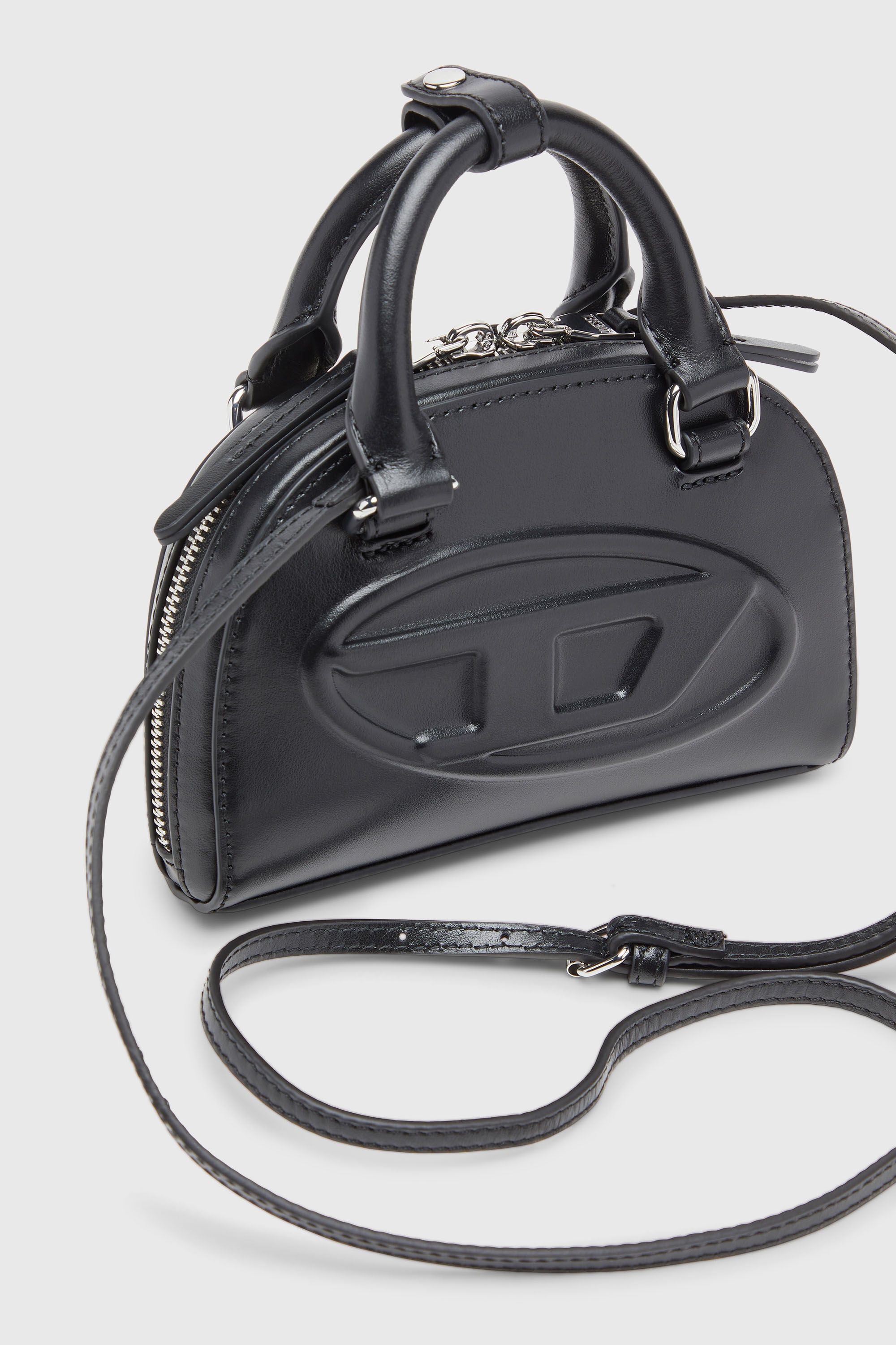 Diesel - 1DR DOME CROSSBODY XS, 1DR Dome-Slim sac bowling en cuir nappa Femme in Noir - 6