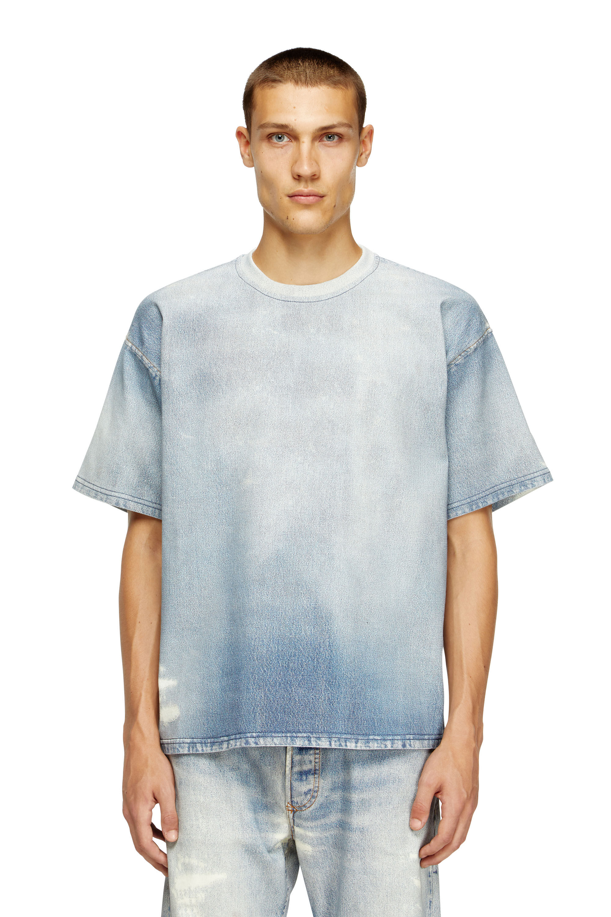 Diesel - D-BOX JOGG, T-shirt en tissu JoggJeans imprimé effet blanchi Homme in Bleu - 2
