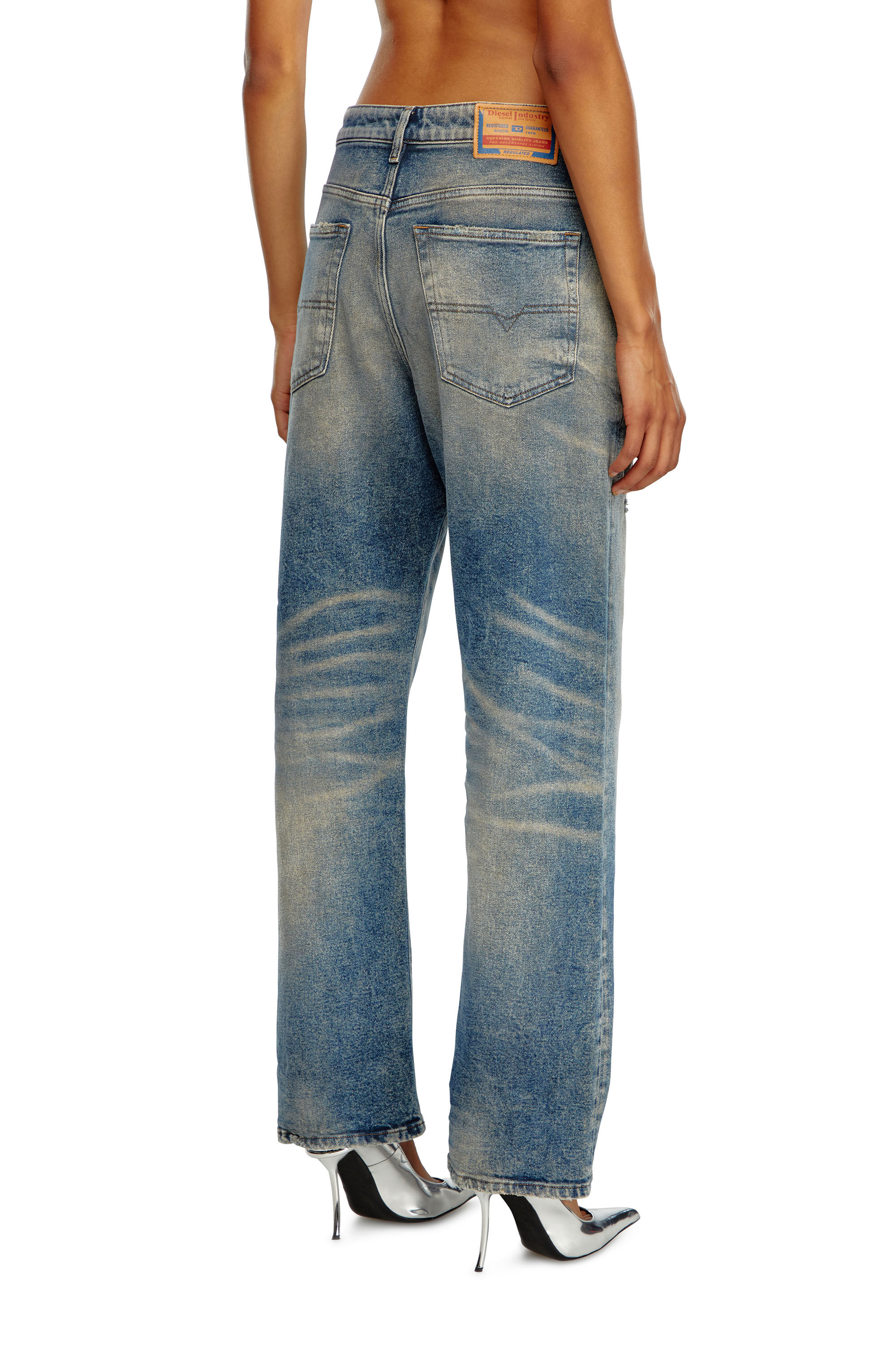 Diesel - Femme Straight Jeans 1999 D-Reggy 09K32, Bleu moyen - Image 4