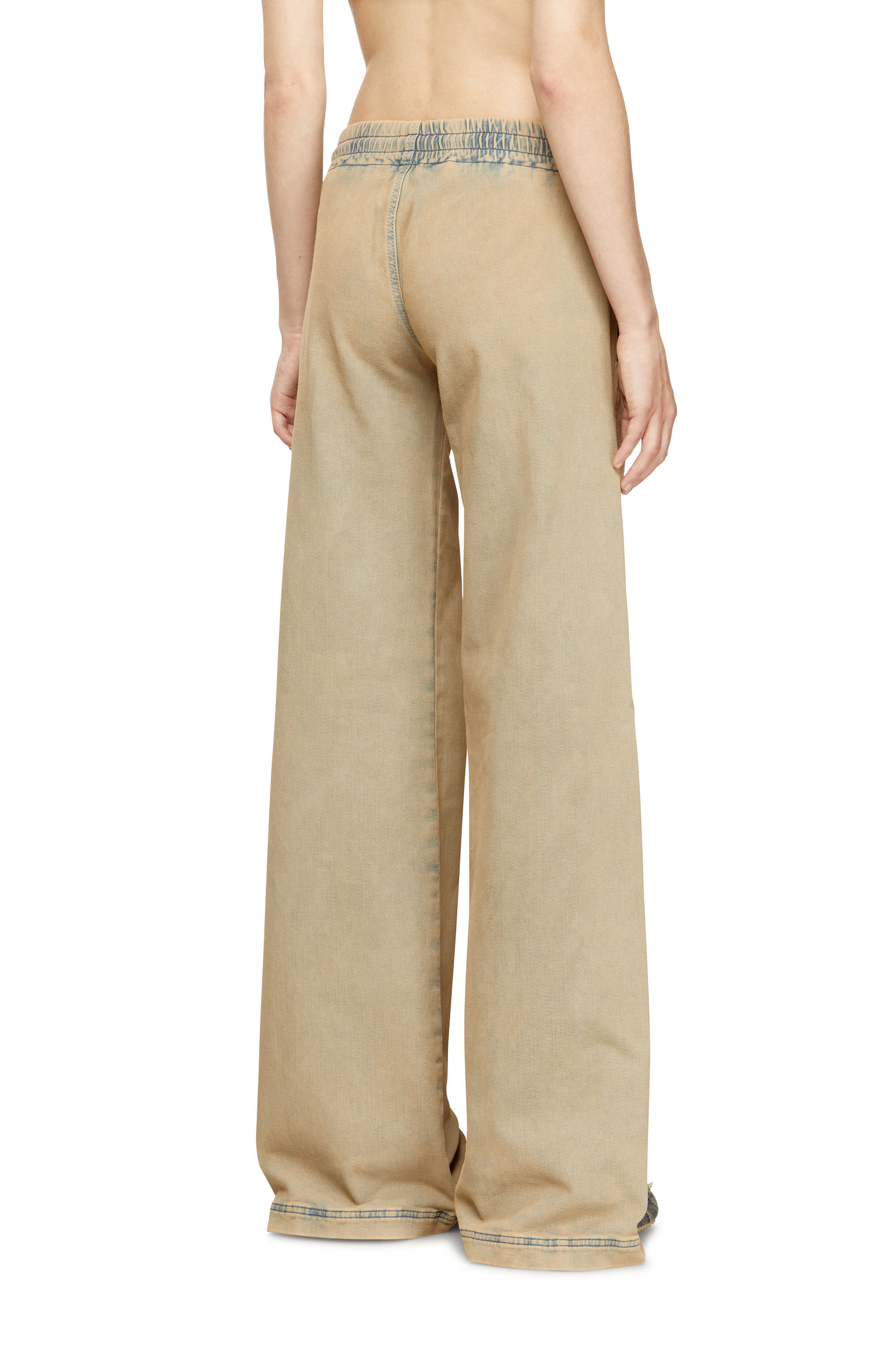 Diesel - Relaxed 2078 D-Ainty Joggjeans® 09M33 Femme, Bleu/Beige - Image 4