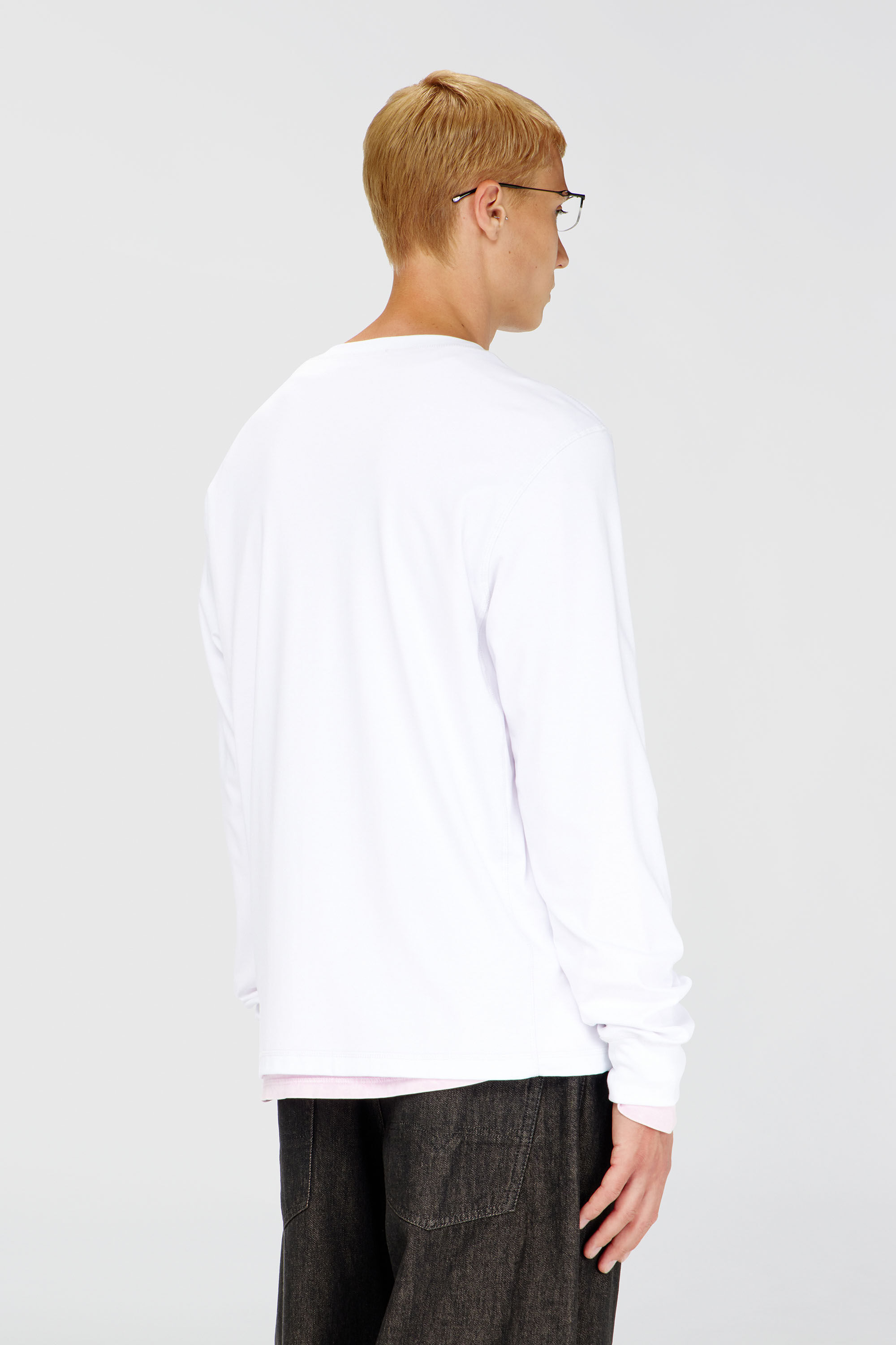 Diesel - T-MADJUST-LS-TR, T-shirt &agrave; manches longues en coton avec Oval D Homme in Blanc - 4