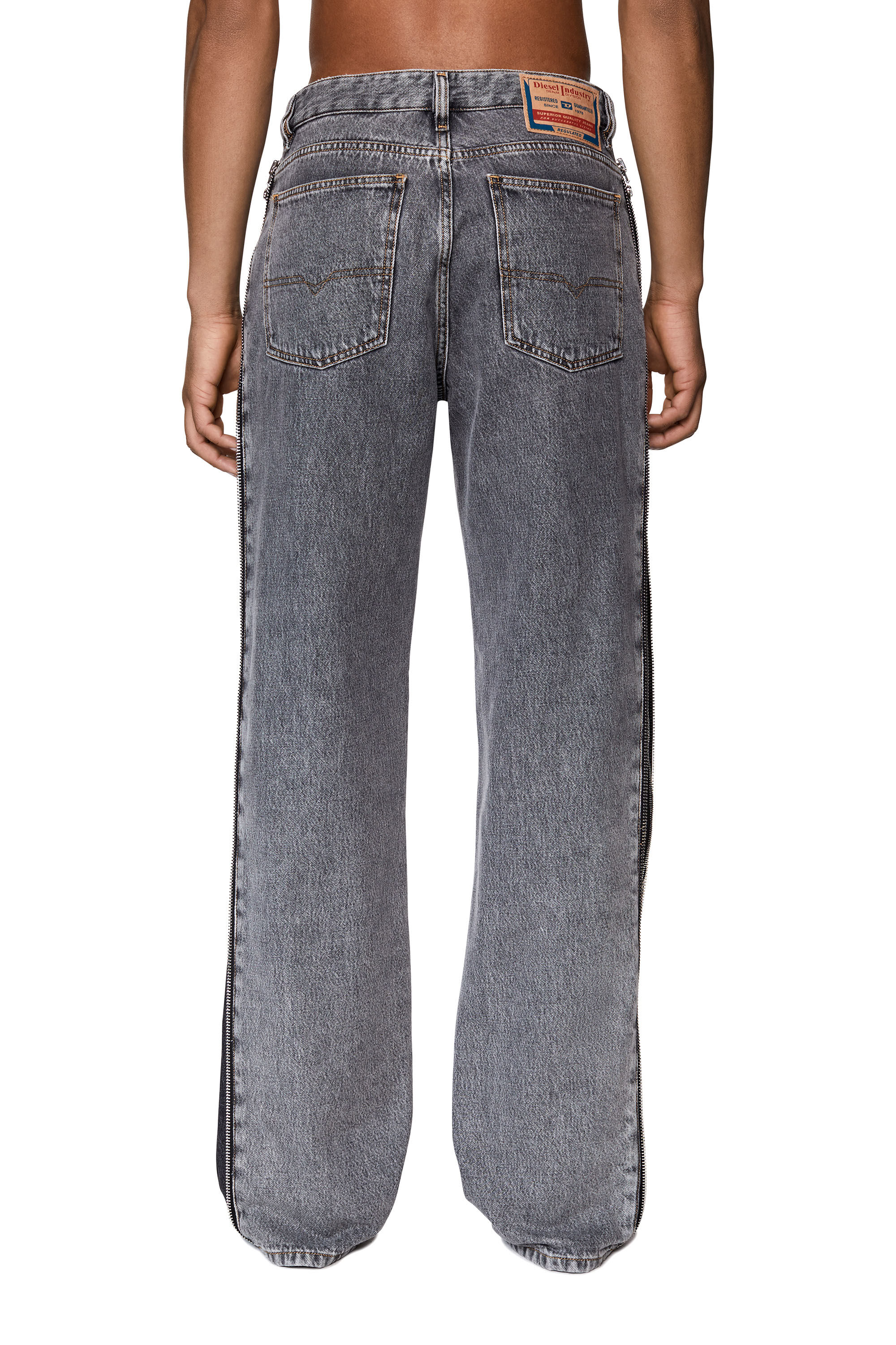 Diesel - 1955 D-Rekiv 09D18 Straight Jeans, Noir/Gris foncé - Image 4