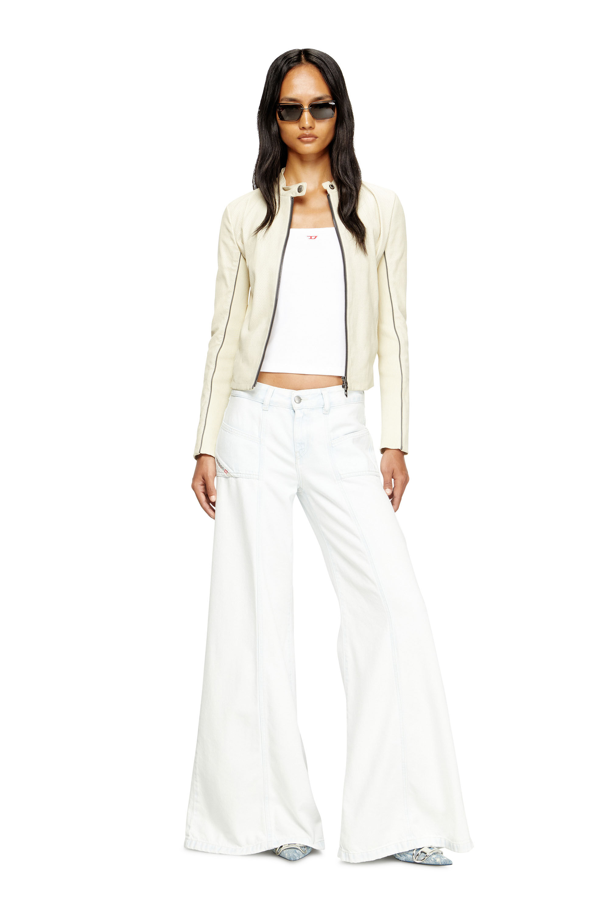 Diesel - Flare Jeans D-Akii 09M08 Femme, Blanc - Image 1