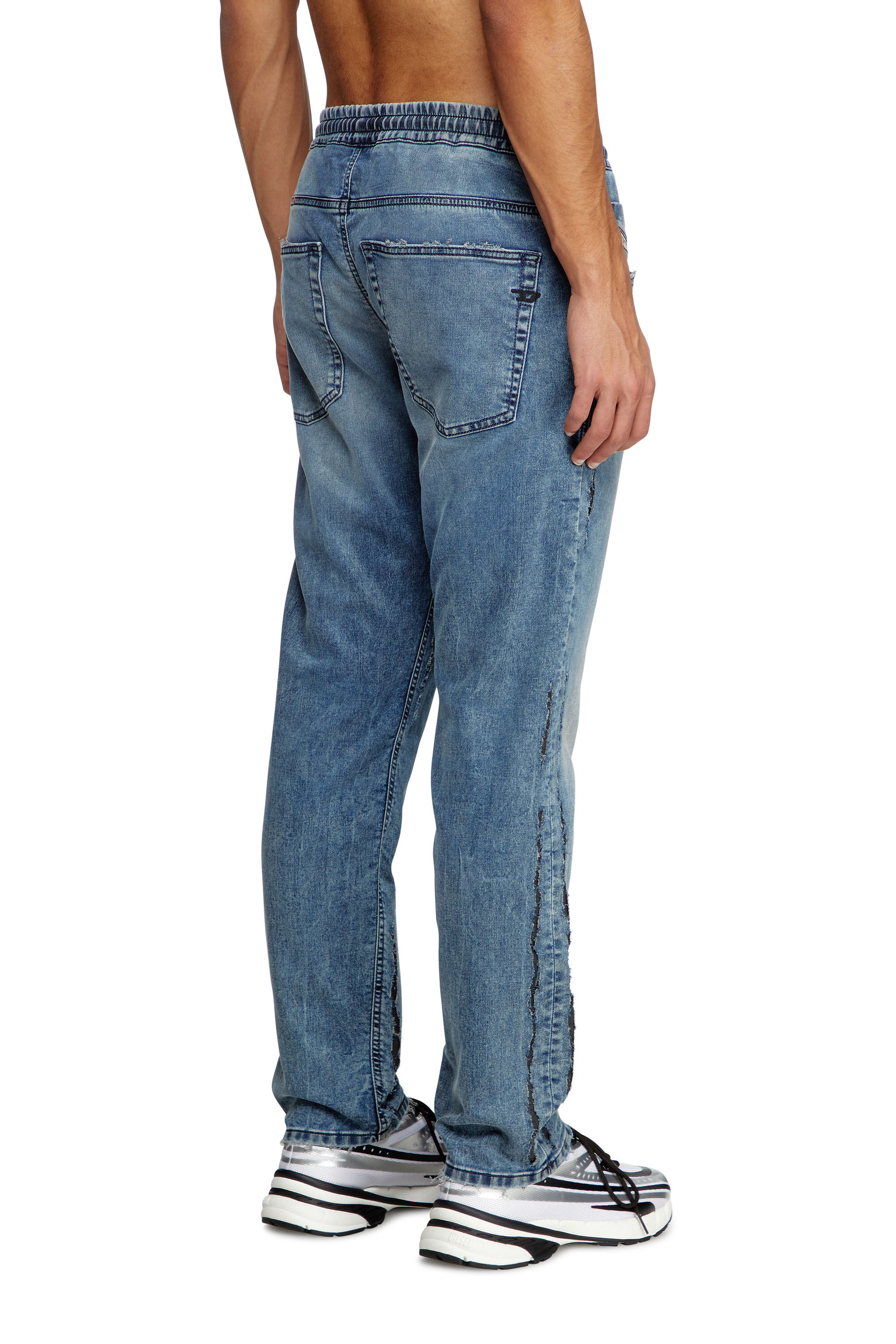 Diesel - Regular 2030 D-Krooley Joggjeans® 09K64 Homme, Bleu moyen - Image 4