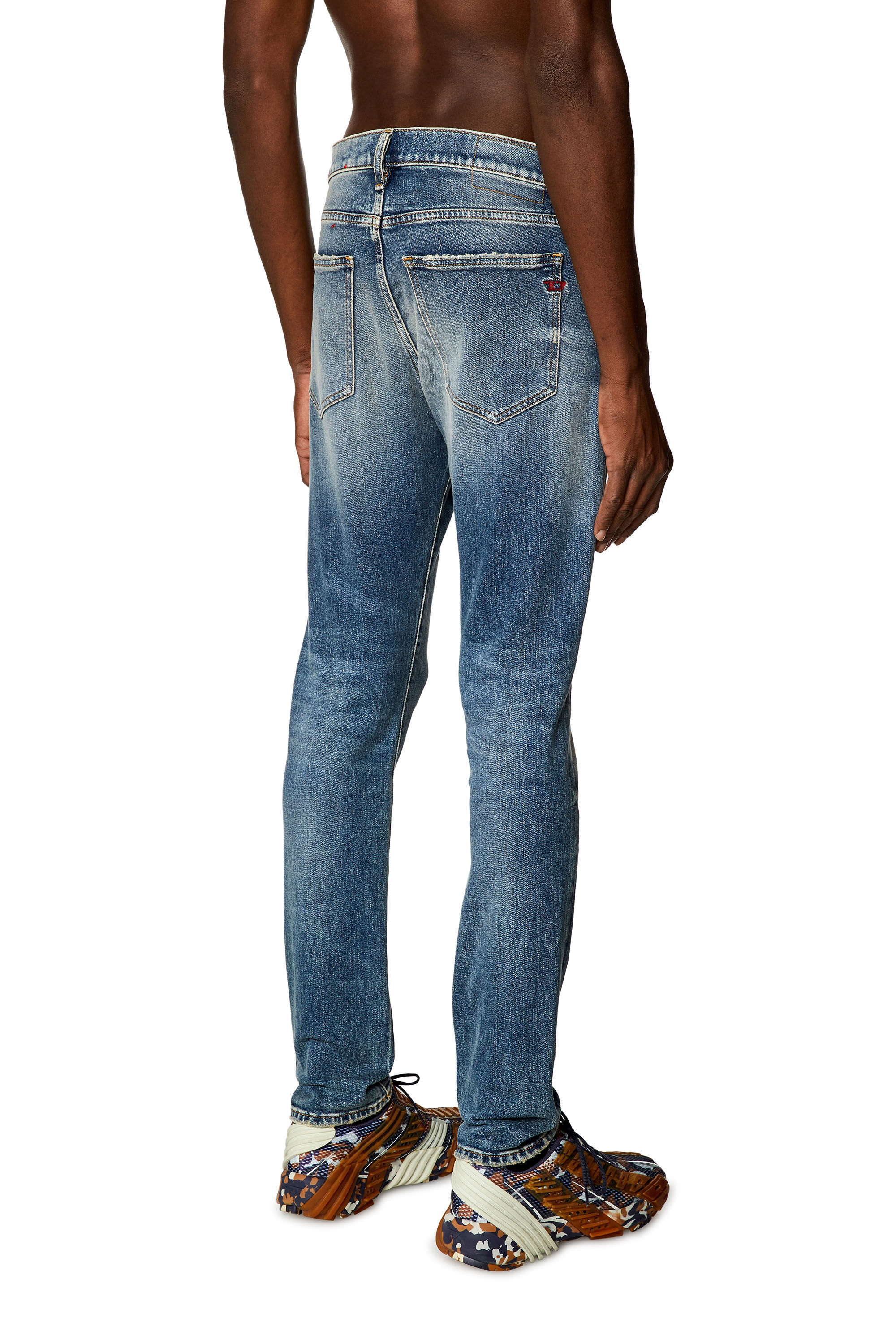 Diesel - Slim Jeans 2019 D-Strukt E07L1, Bleu moyen - Image 4