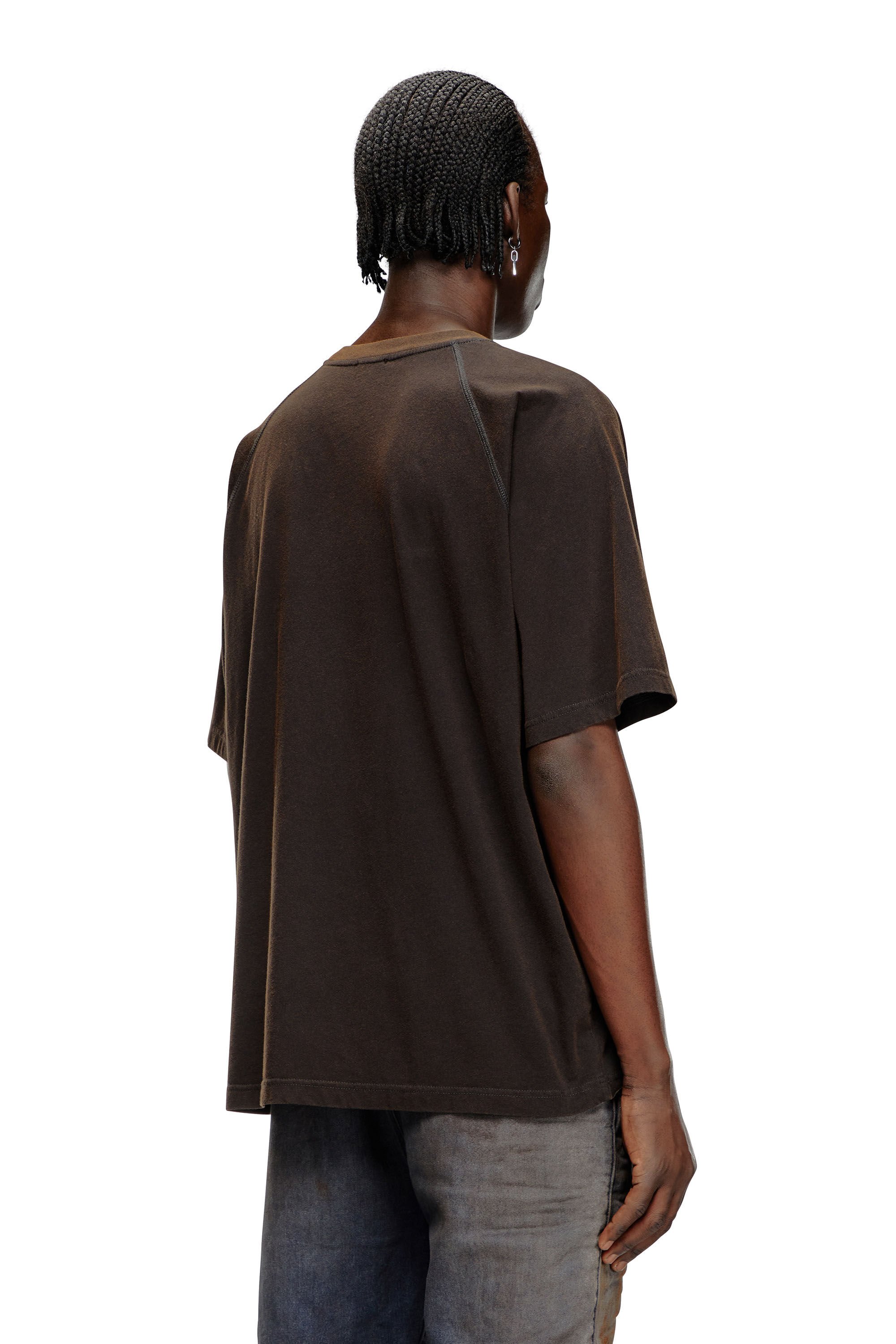 Diesel - T-ROXT-Q1, Homme T-shirt avec imprimé inside-out in Noir - Image 4