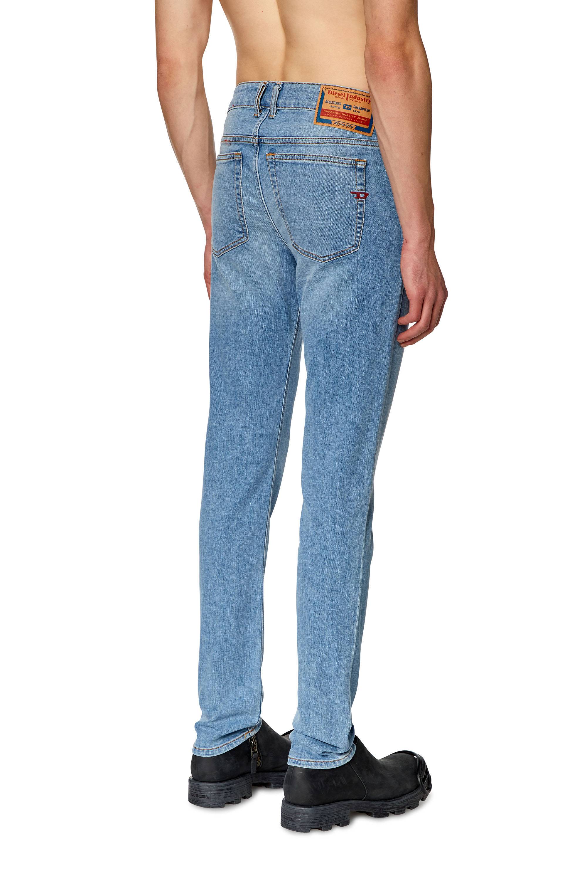 Diesel - Skinny Jeans 1979 Sleenker 09H62, Bleu Clair - Image 4