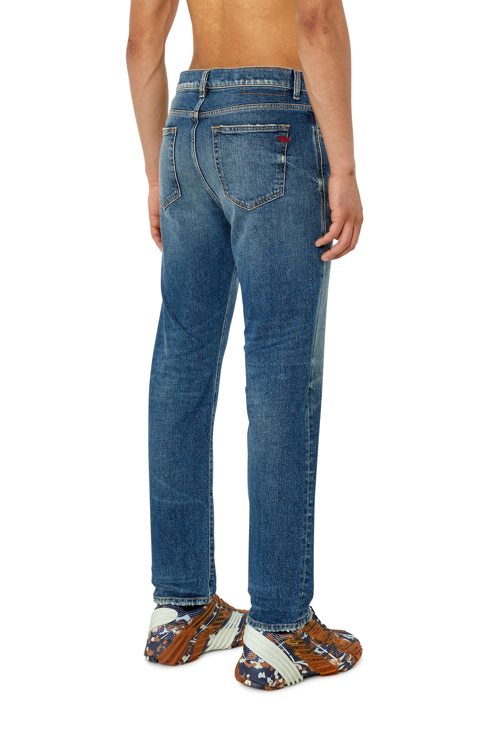 Diesel - Straight Jeans 2020 D-Viker 007L1, Bleu moyen - Image 4