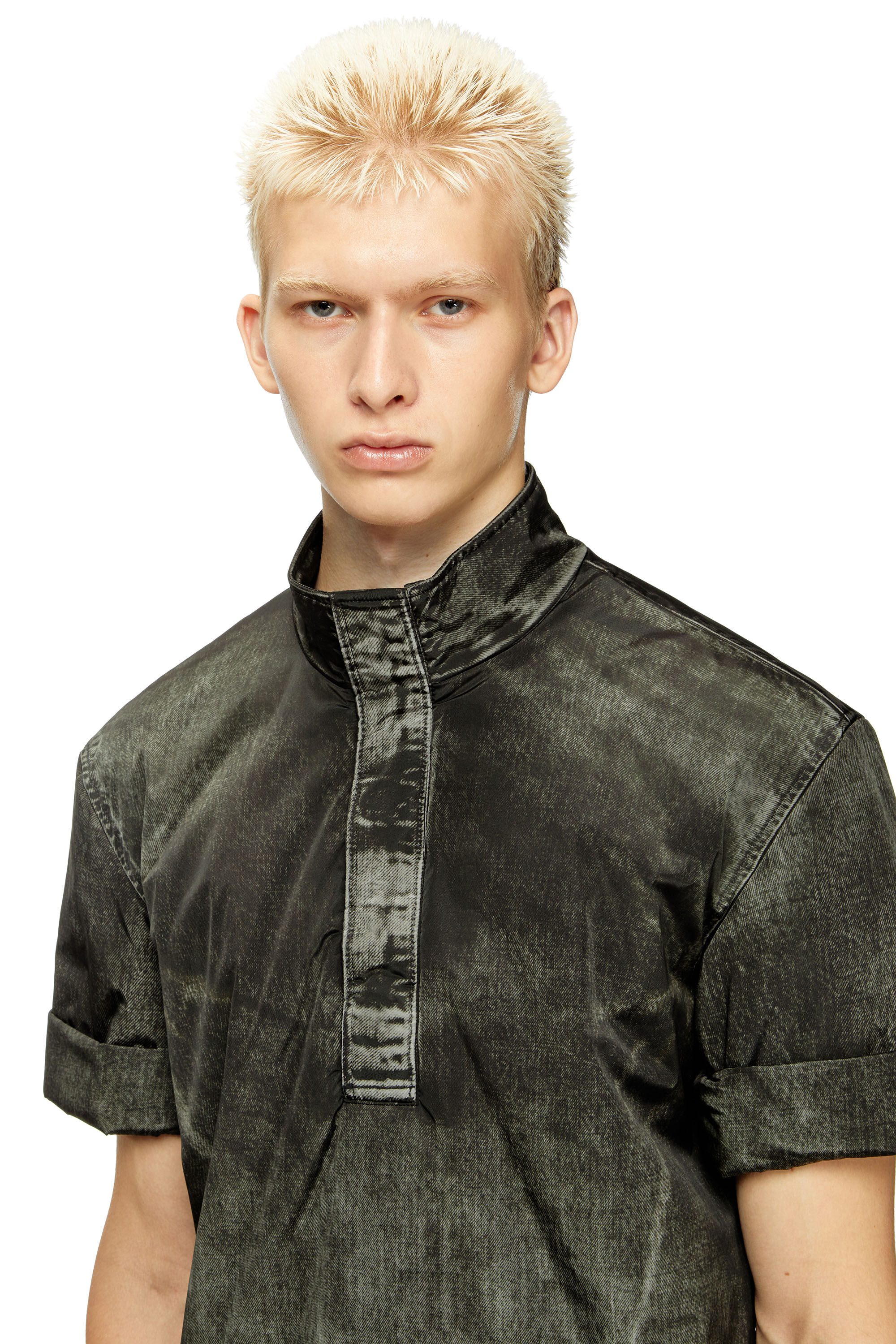 Diesel - J-VALOIS, Veste à manches courtes en nylon effet denim Homme in Noir - 5