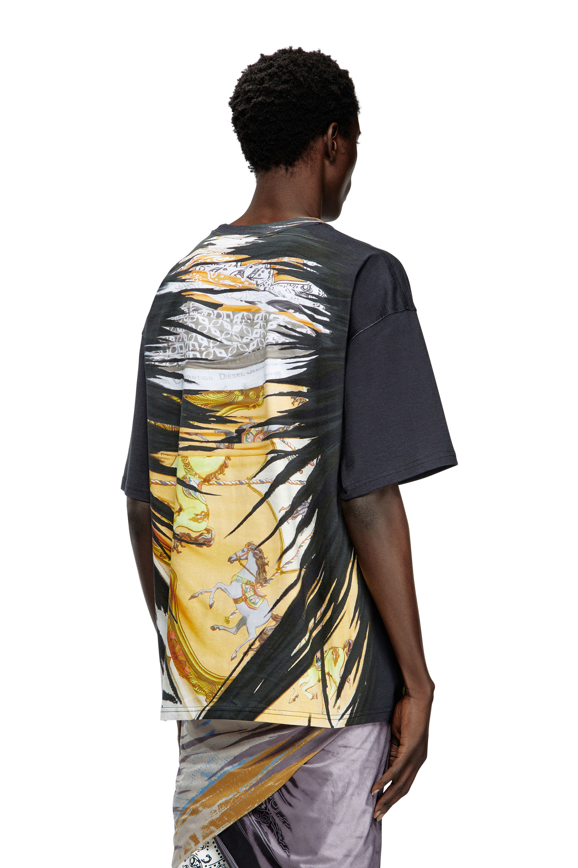 Diesel - T-BOXT-R25, T-shirt avec imprimé bandana royal Homme in Polychrome - 4
