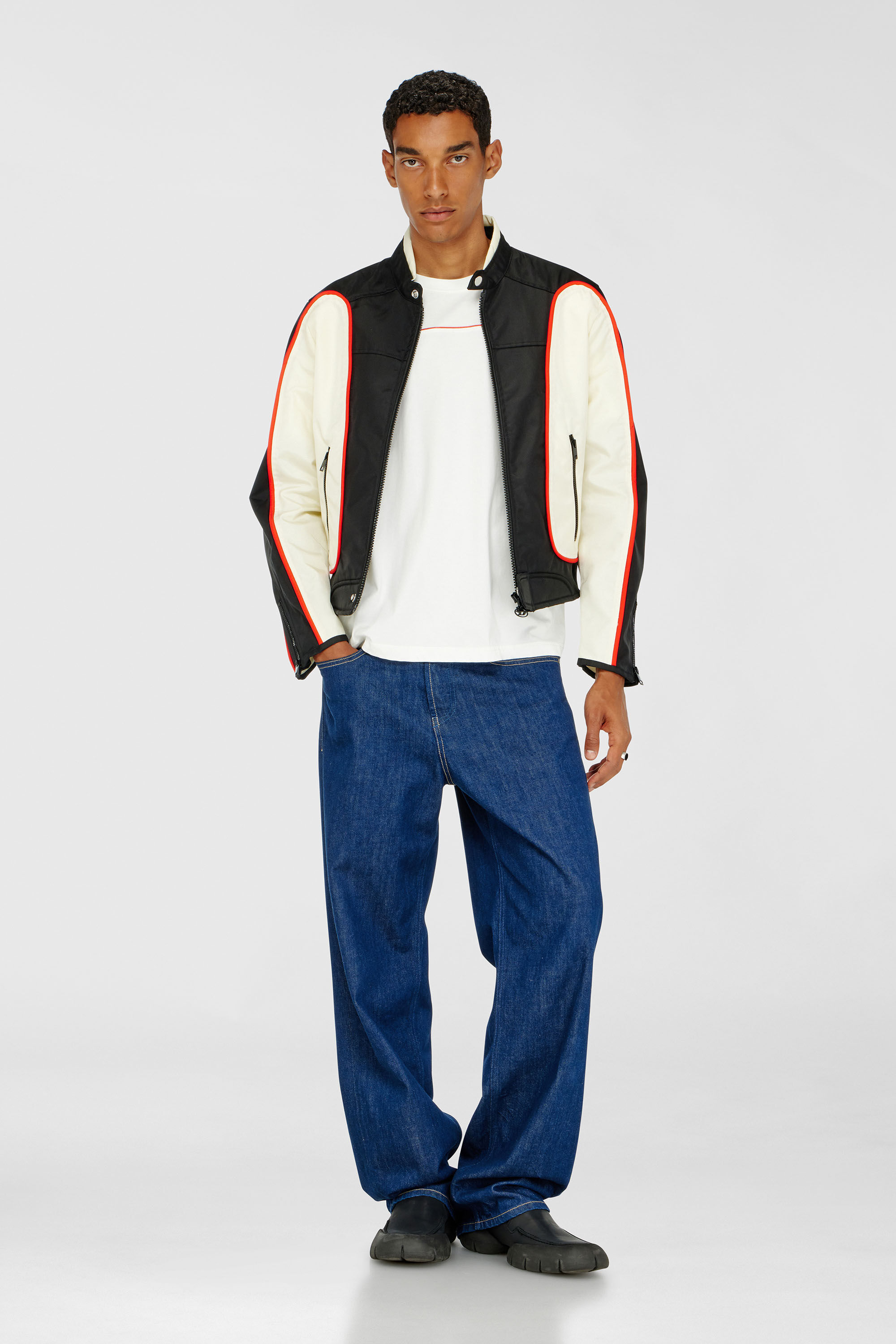 Diesel - T-NORM-PIPING, T-shirt avec passepoil contrastant Homme in Blanc - 1