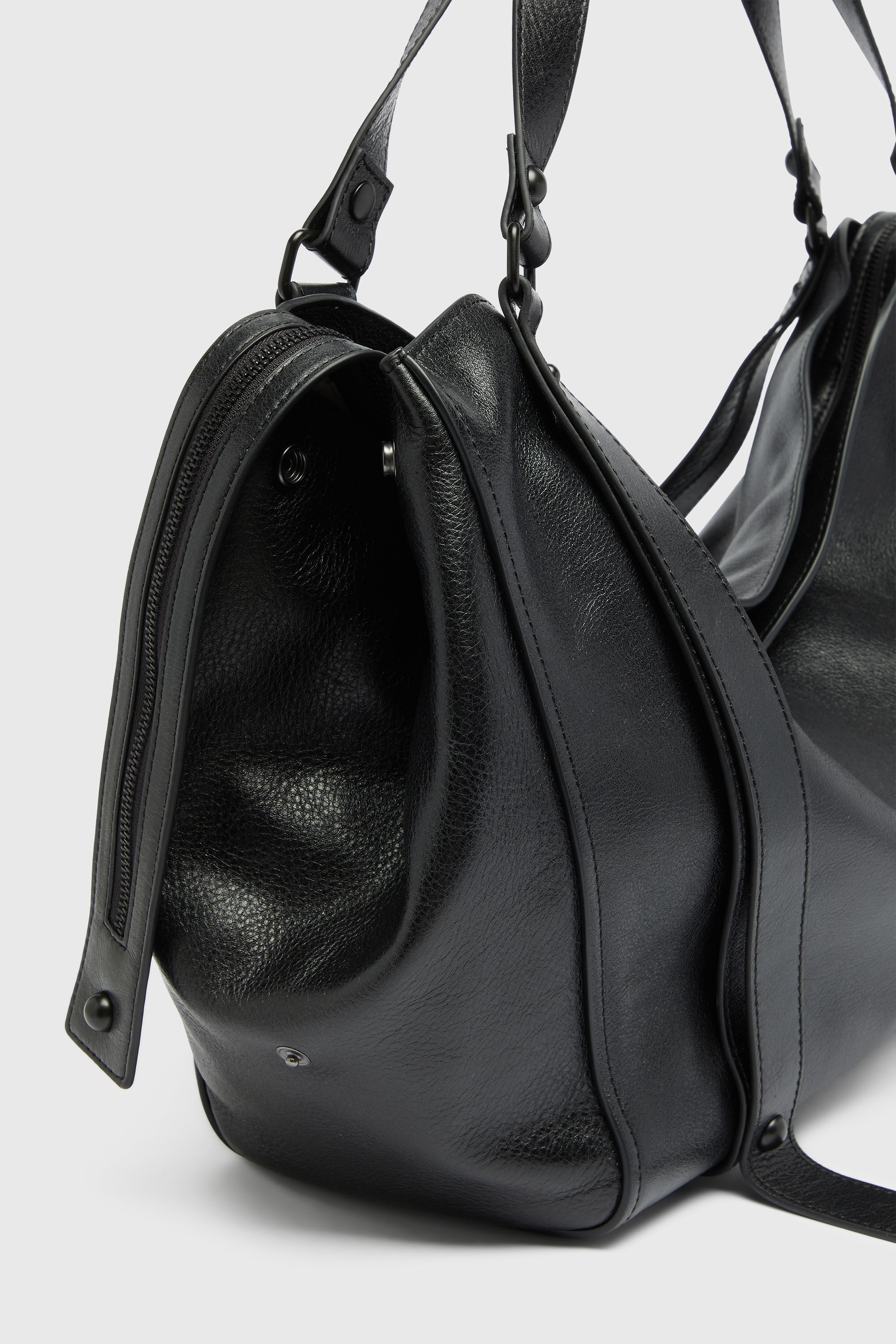 Diesel - D-ONE TOPHANDLE L, D-One-Sac large &agrave; poign&eacute;e sup&eacute;rieure en cuir Mixte in Noir - 6