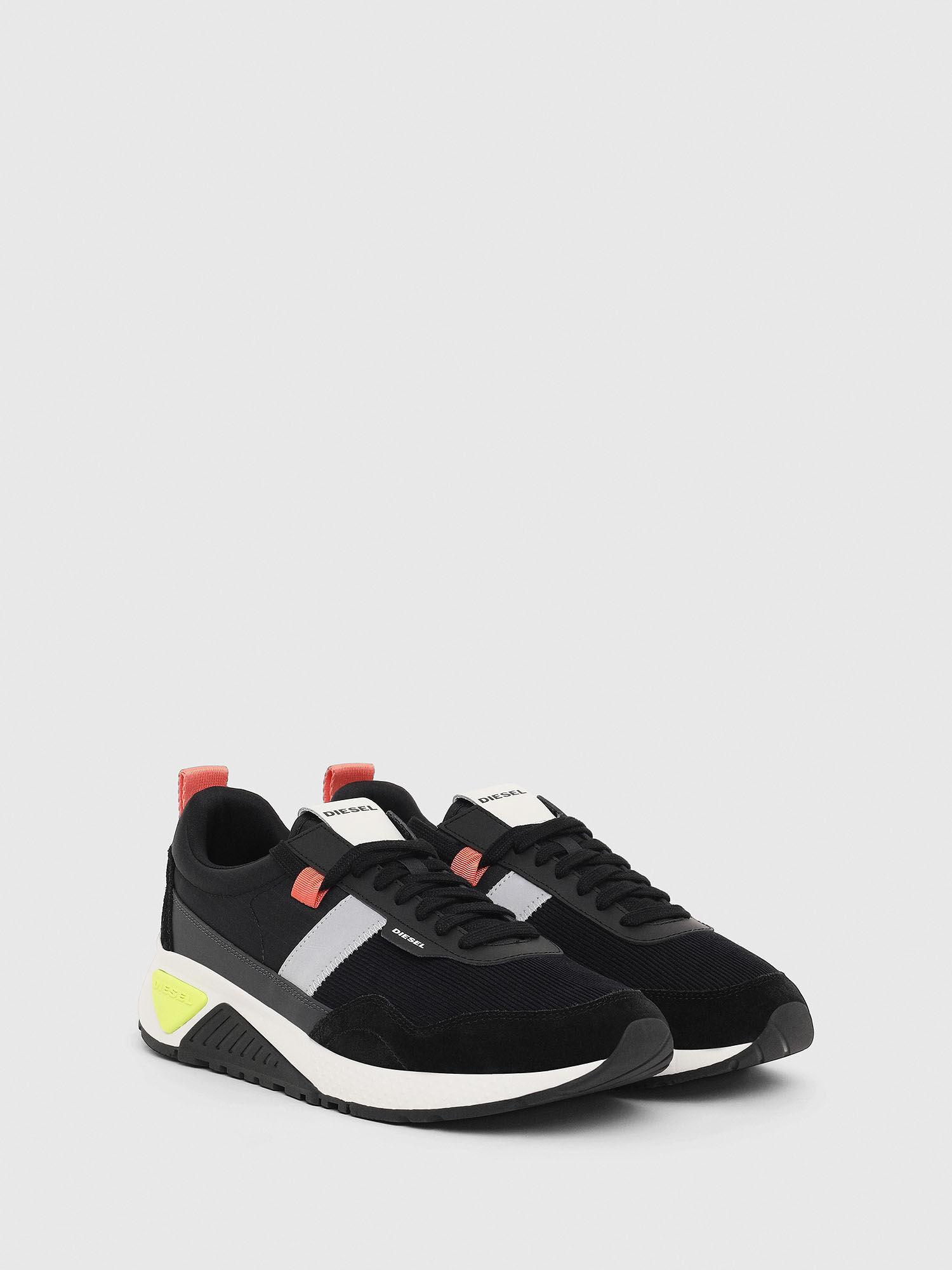 Diesel - S-KB LOW RUN, Sneakers en nylon indéchirable et cuir suédé Homme in Noir - 2