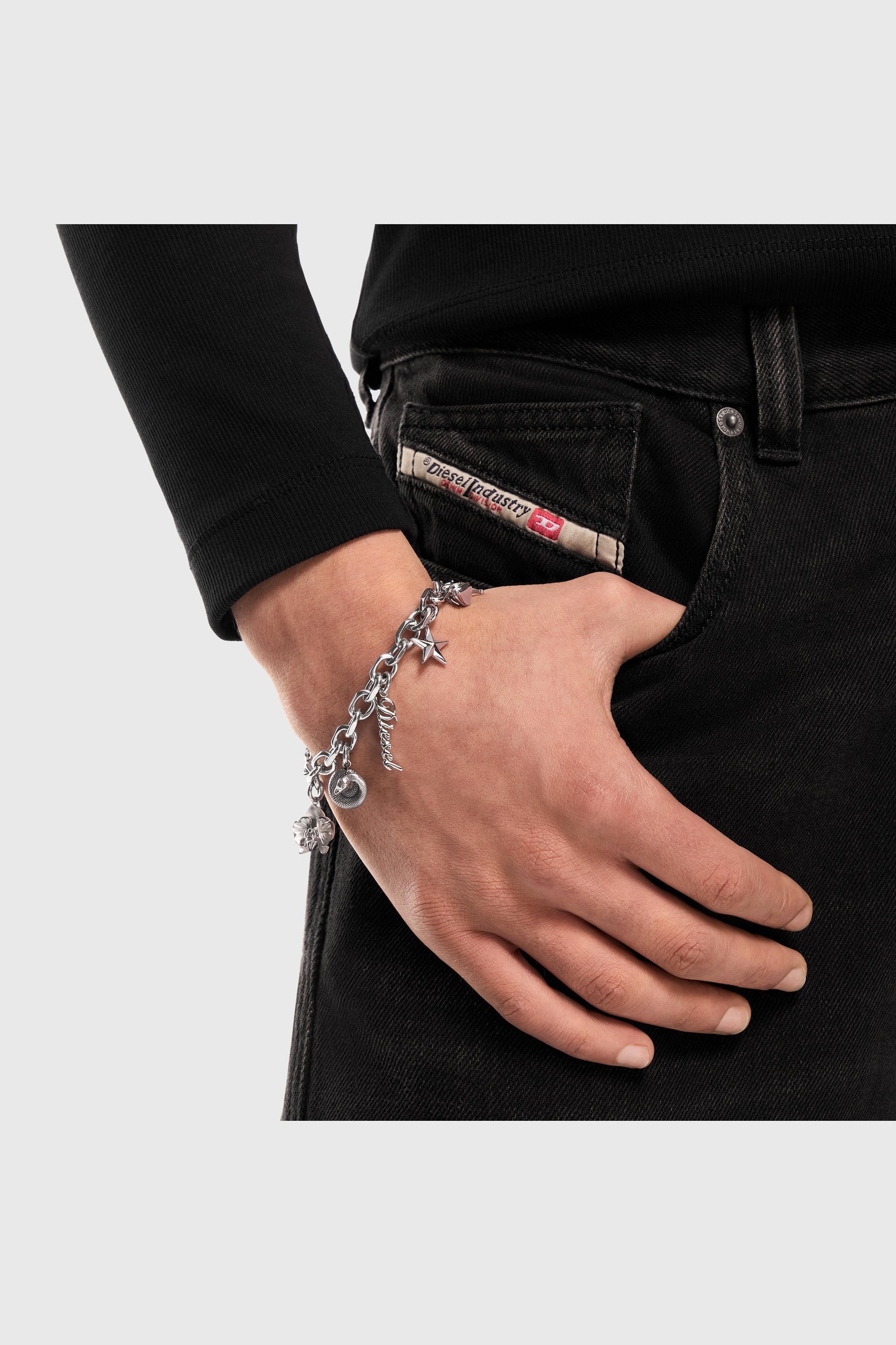 Diesel - DX1744040, Bracelet &agrave; breloques en acier inoxydable Mixte in Gris argent&eacute; - 5