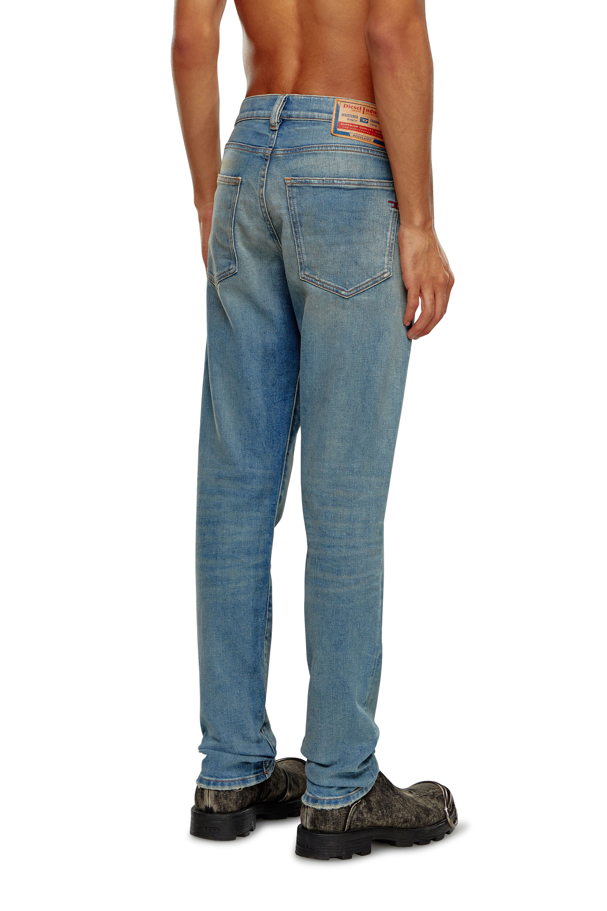 Diesel - Slim Jeans 2019 D-Strukt 09H50, Bleu moyen - Image 4