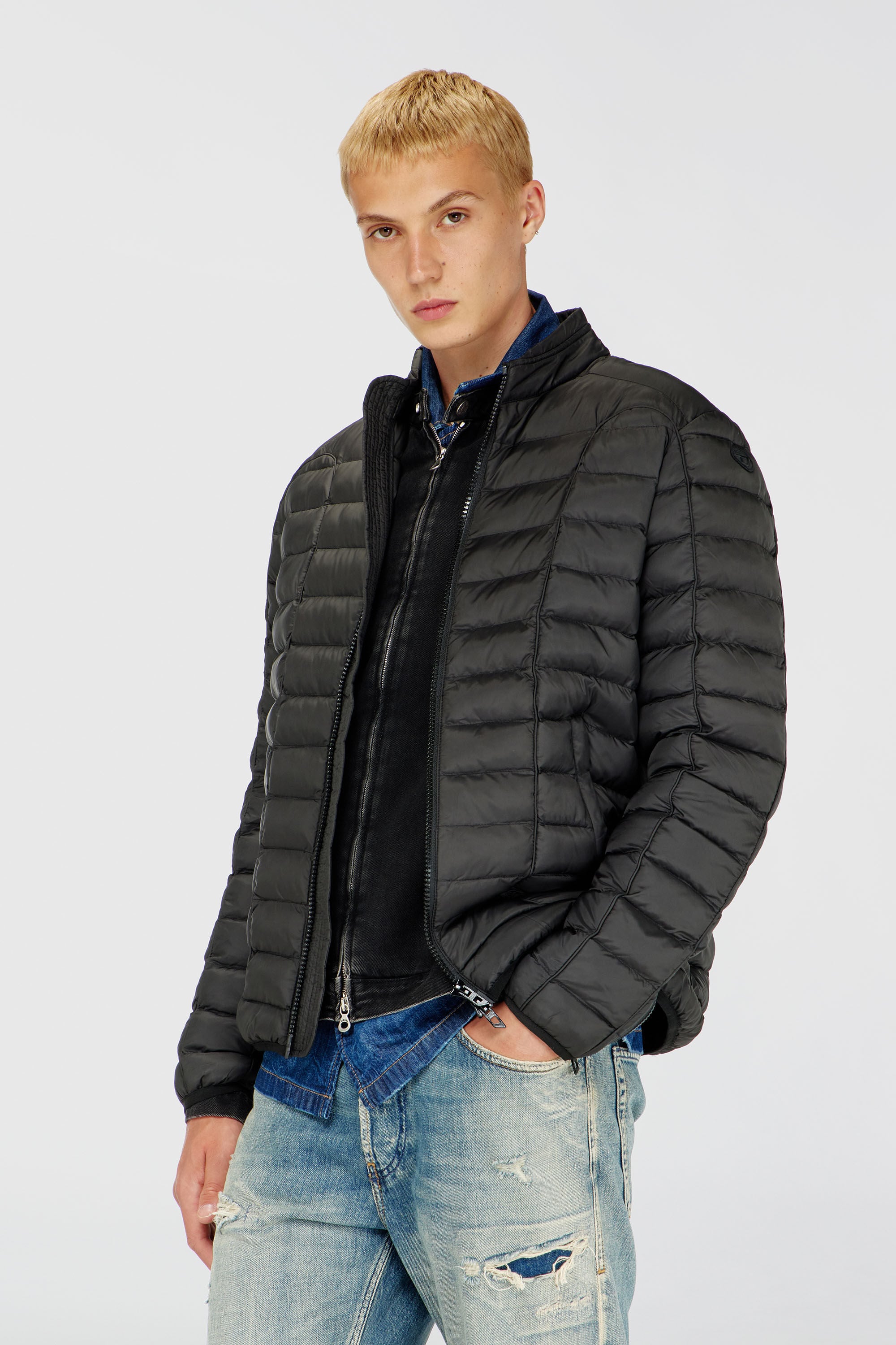 Diesel - W-PILOT, Veste doudoune en nylon l&eacute;ger Homme in Noir - 3