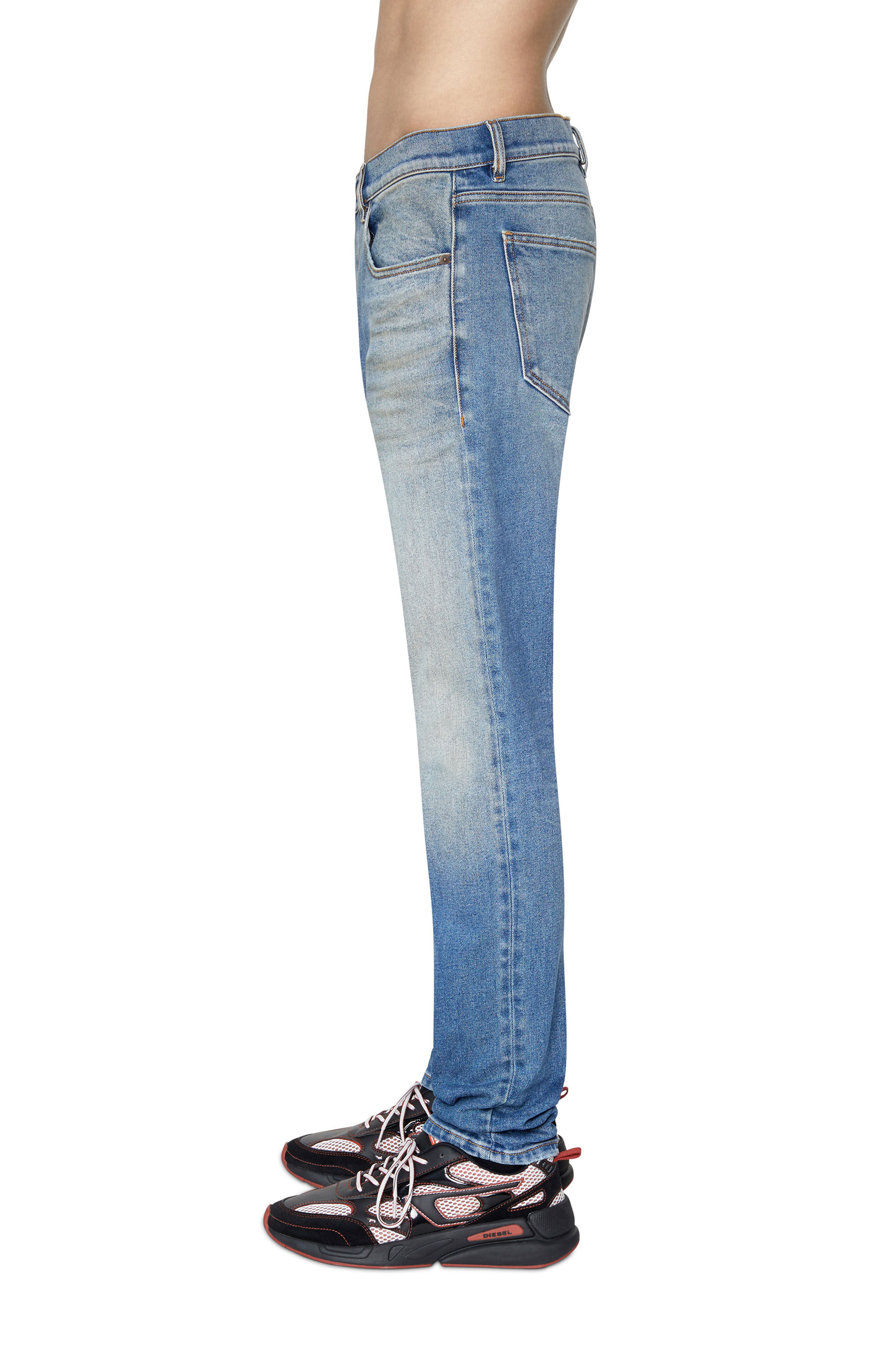 Diesel - 2019 D-STRUKT 09D81 Slim Jeans, Bleu Clair - Image 5