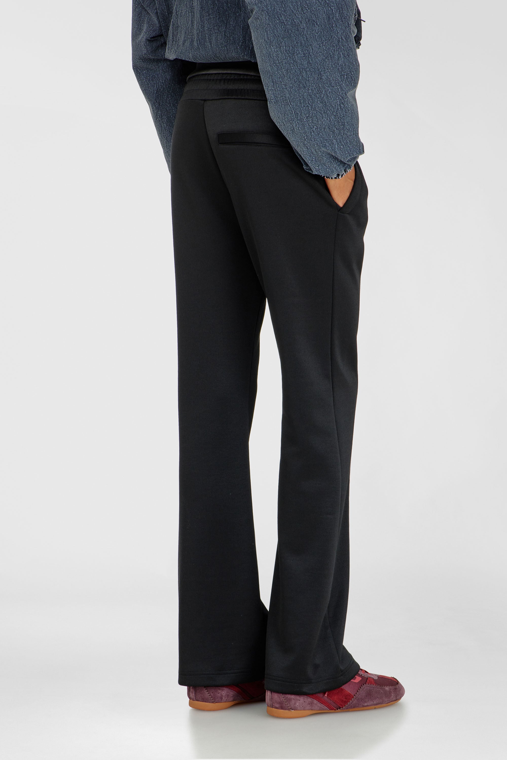Diesel - P-LOCKINGIN-OD, Pantalon de surv&ecirc;tement avec passepoil contrastant Femme in Polychrome - 4