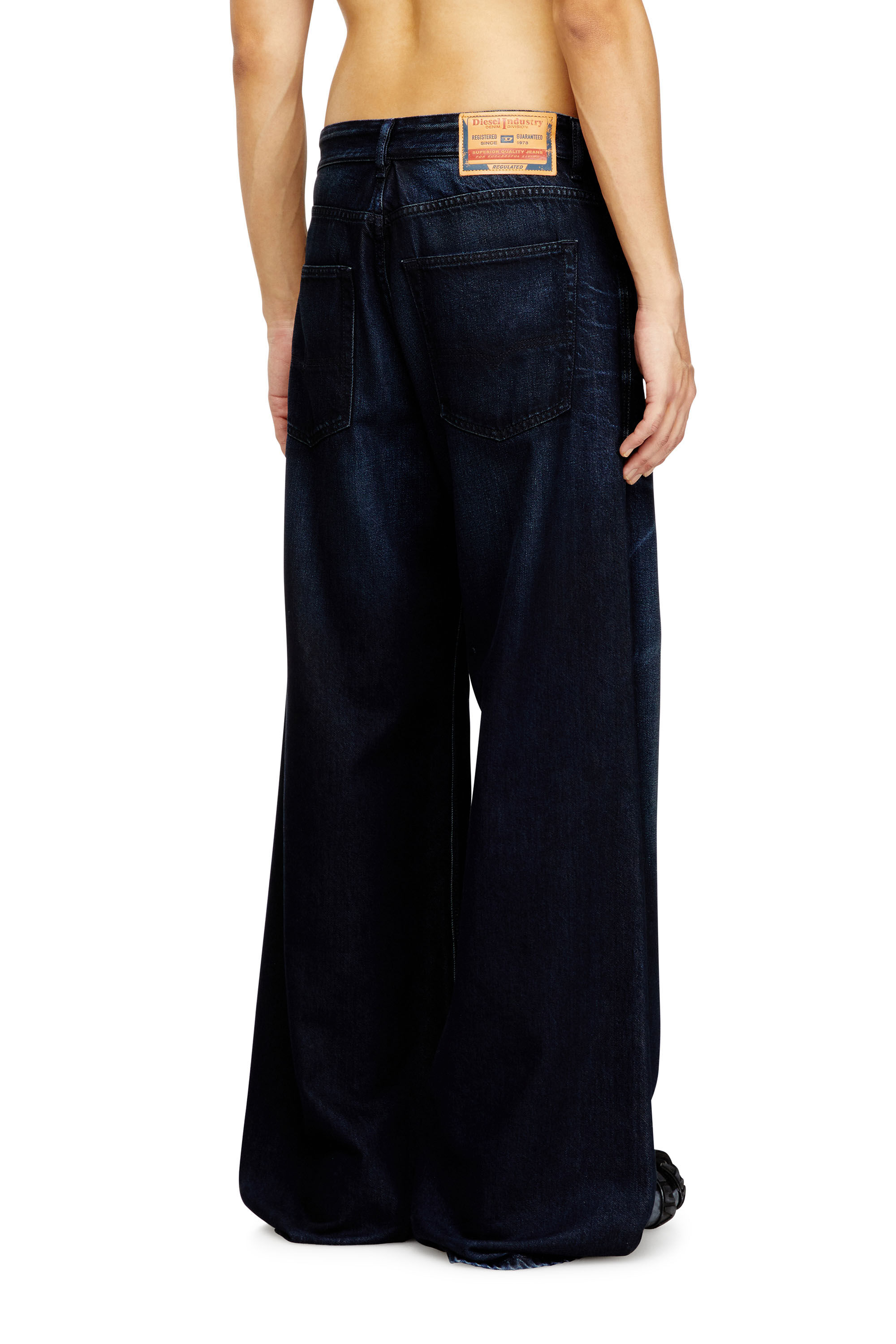 Diesel - Relaxed Jeans D-Rise 09N21 Homme, Bleu Foncé - Image 4