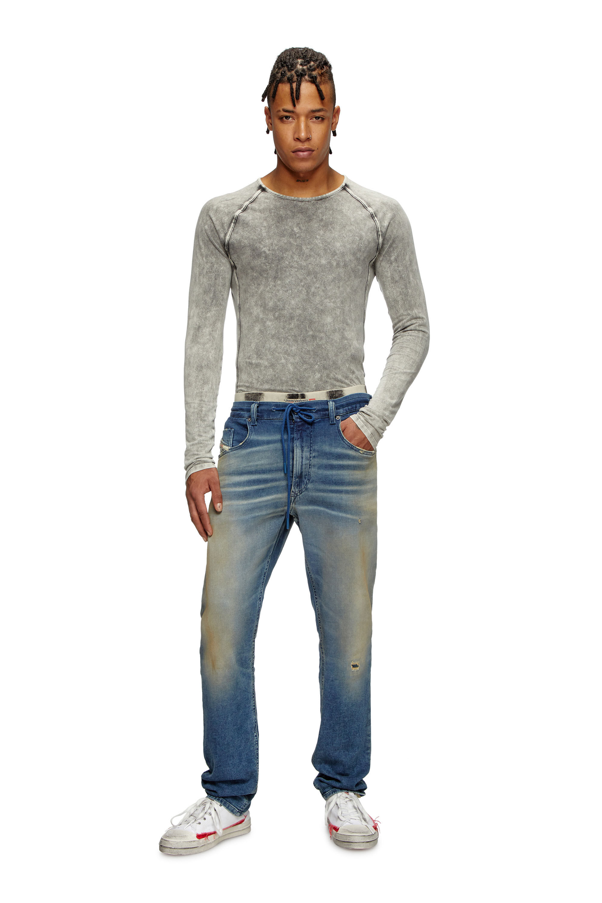 Diesel - Regular 2030 D-Krooley Joggjeans® 068PQ Homme, Bleu moyen - Image 1