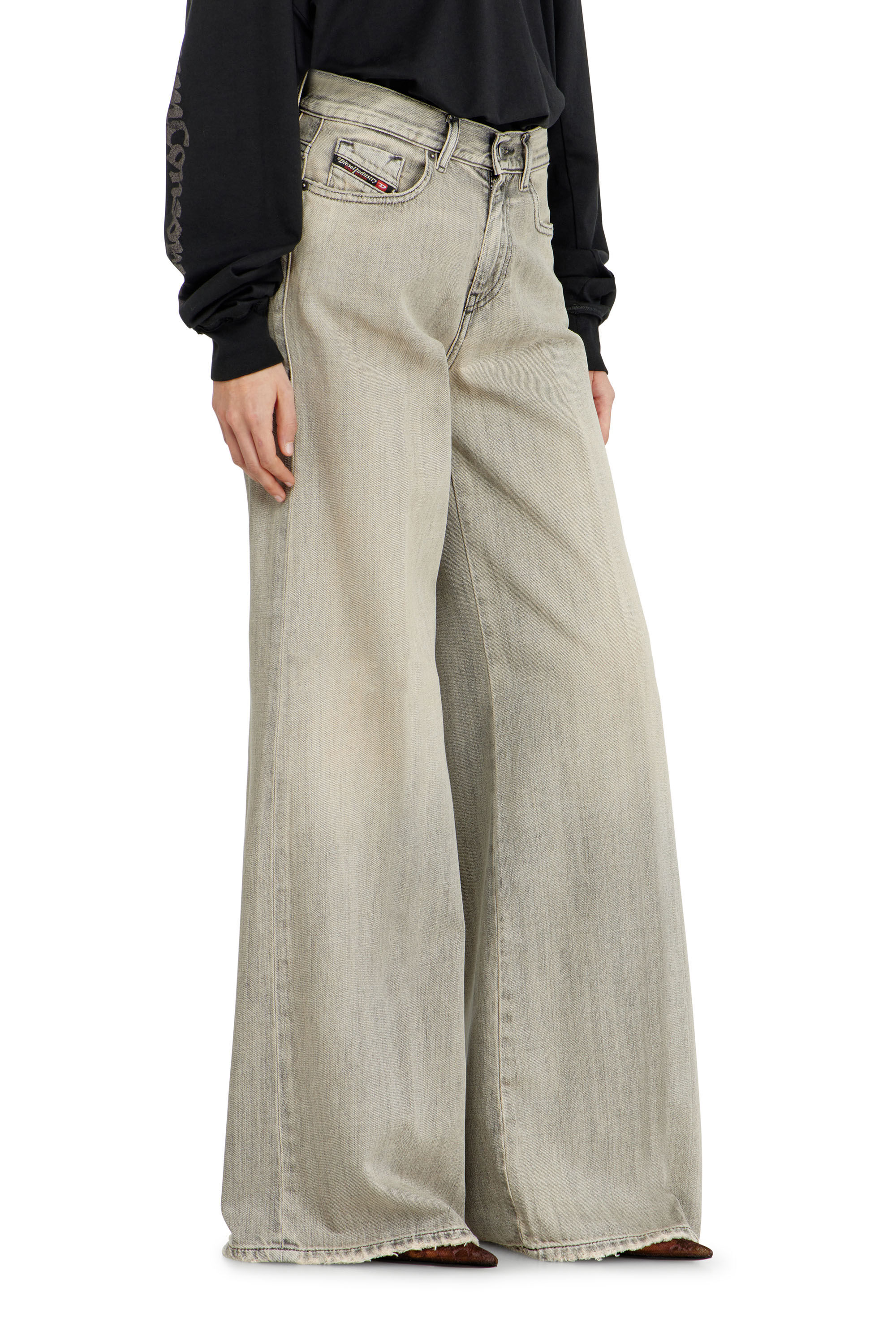 Diesel - Woman's Flare Jeans 1978 D-Akemi 068RU, Grey - 7