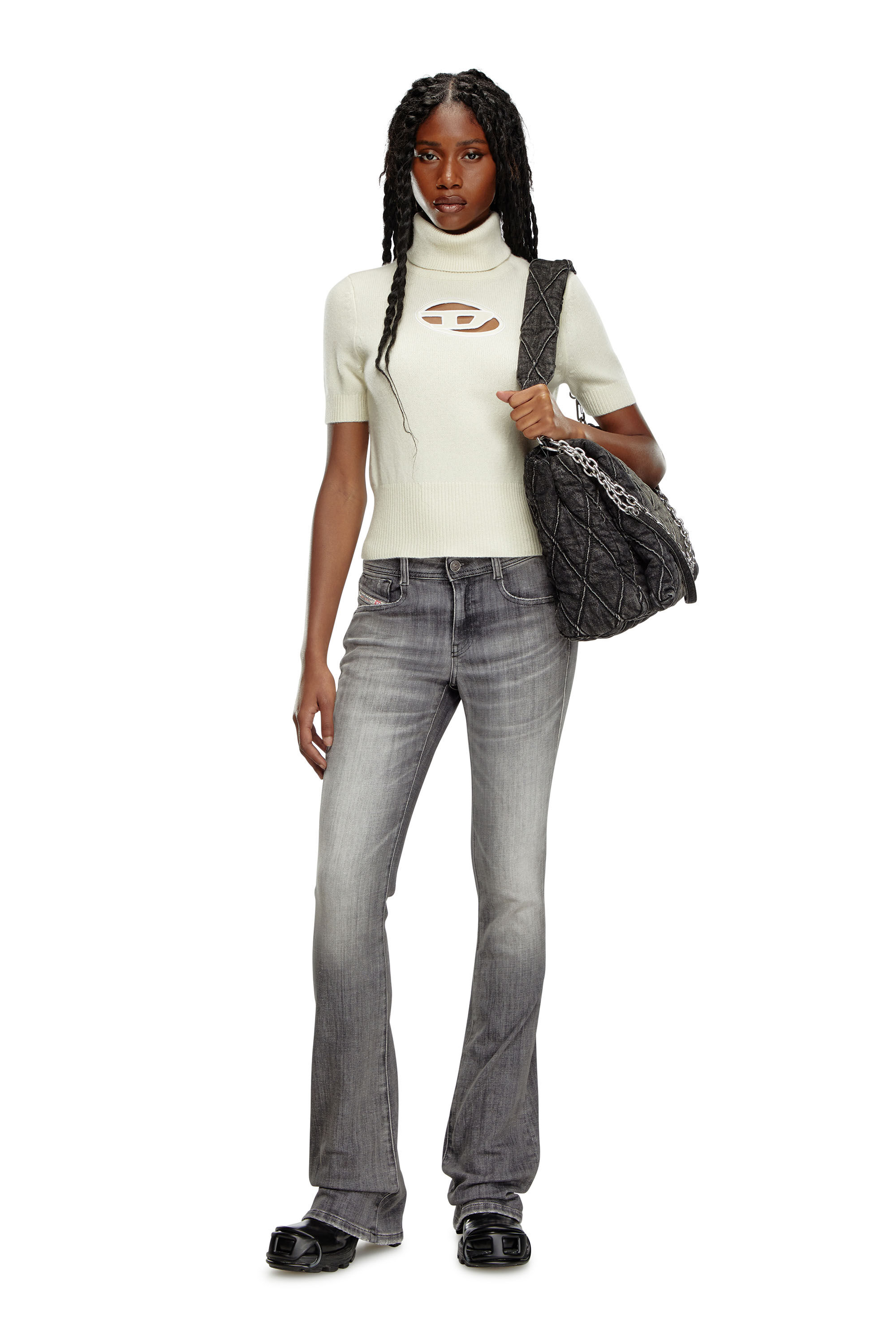Diesel - CHARM-D SHOULDER L, Charm-D L-Grand sac à bandoulière en denim matelassé Femme in Noir - 6