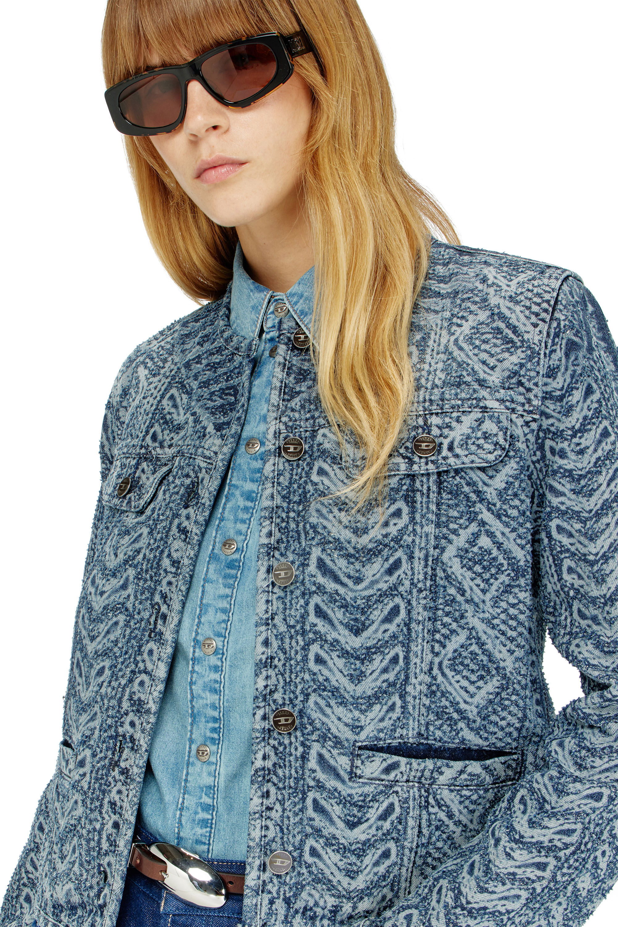 Diesel - DE-GRAFY-S2, Veste sans col en denim effet maille torsad&eacute;e Femme in Bleu - 5