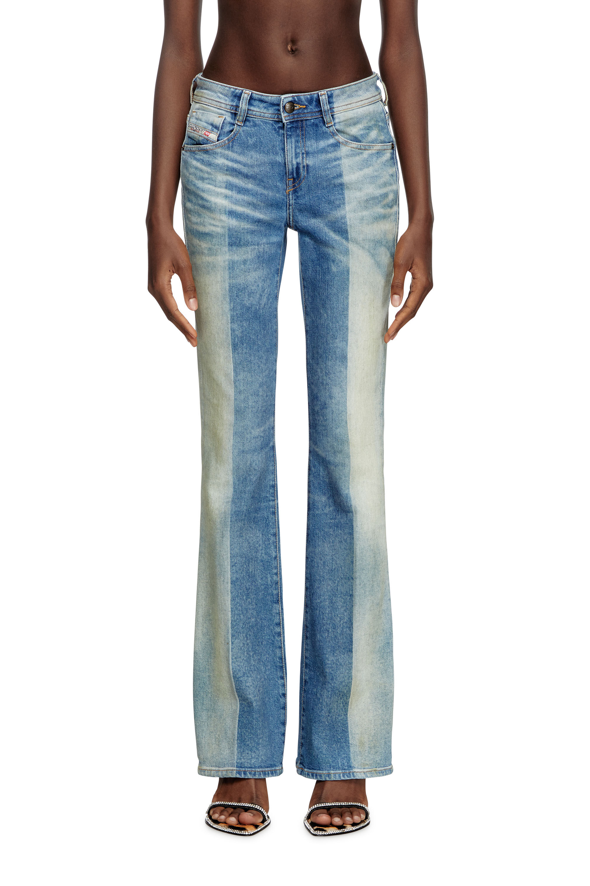 Diesel - Bootcut and Flare Jeans 1969 D-Ebbey 007W8 Femme, Bleu moyen - Image 3