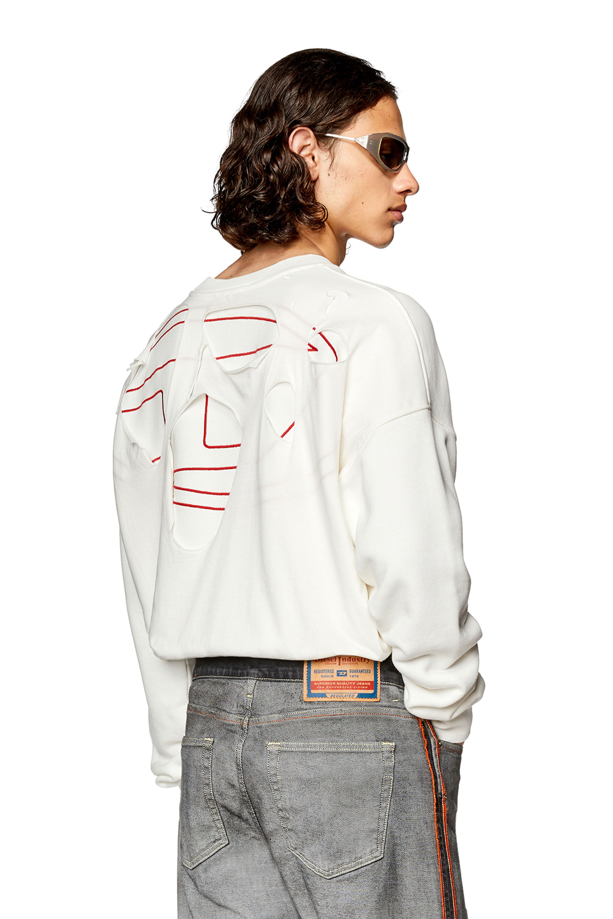 Diesel - S-STRAPOVAL, Sweat-shirt effet déchiré avec logo brodé Homme in Blanc - 3