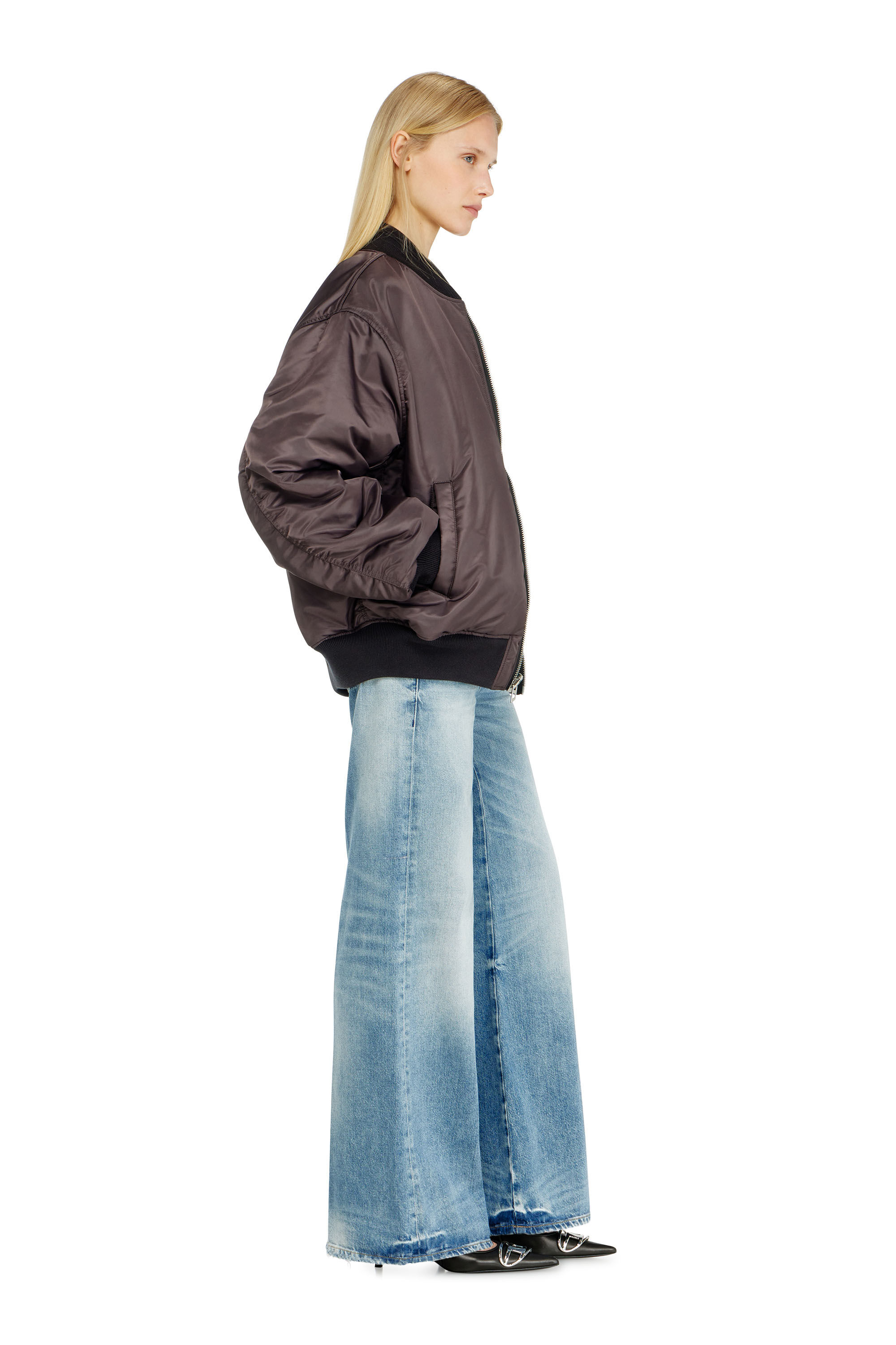 Diesel - Flare Jeans 1978 D-Akemi 09M07 Femme, Bleu Clair - Image 2