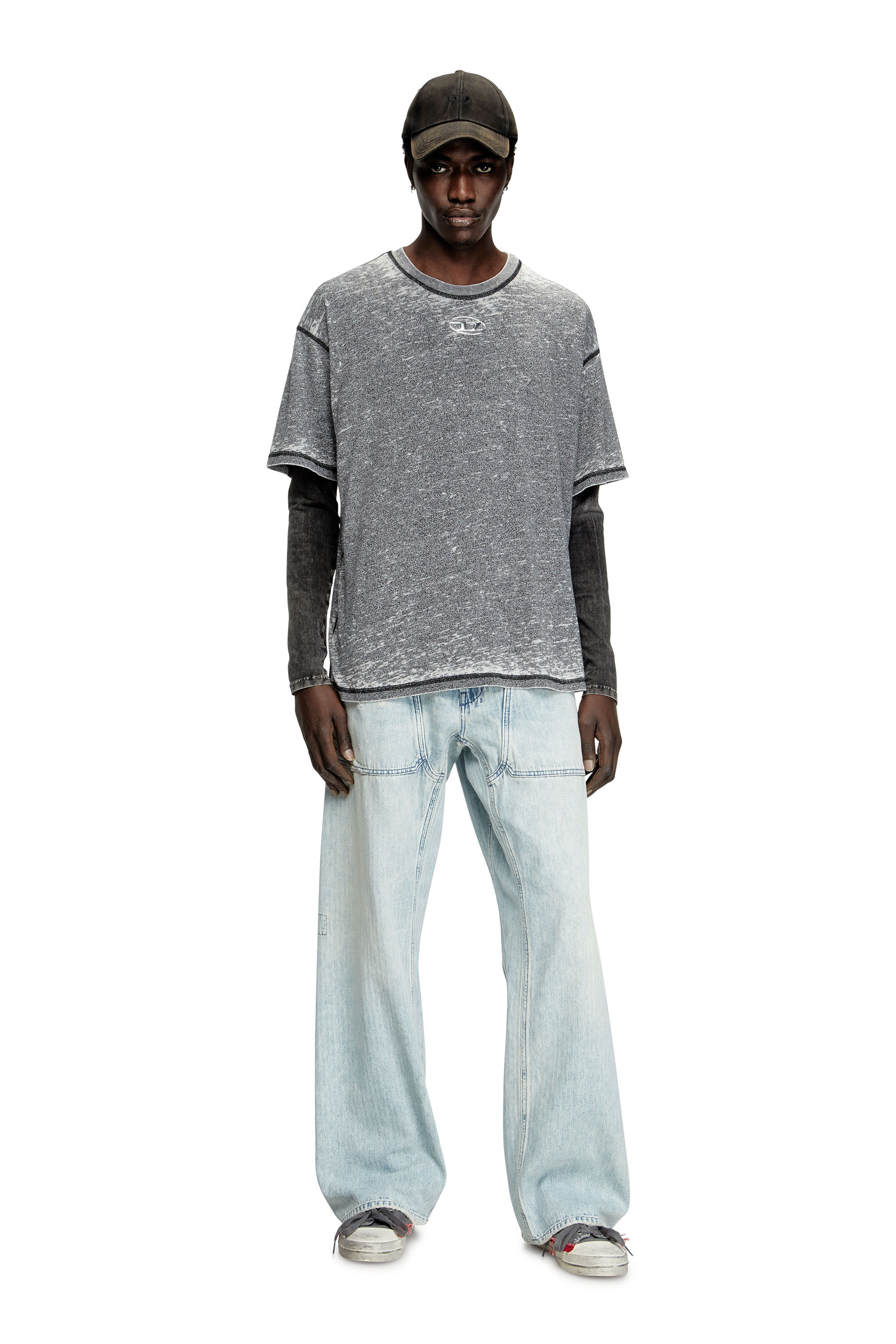 Diesel - T-BOXT-PAK, T-shirt burnout avec logo aspect métal Homme in Gris - 1