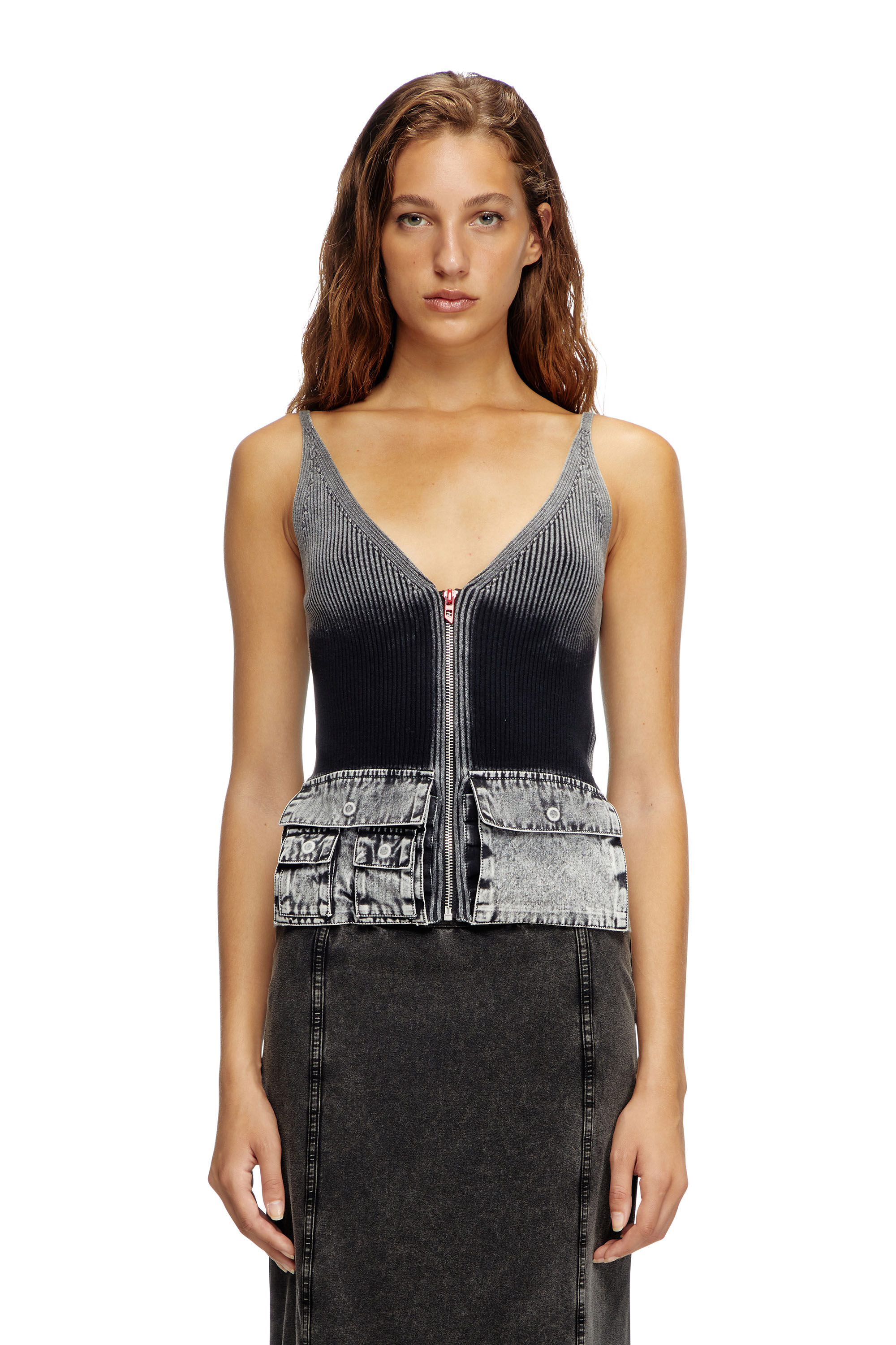 Diesel - M-MELLY, Débardeur en maille avec poches cargo en denim Femme in Gris - 3