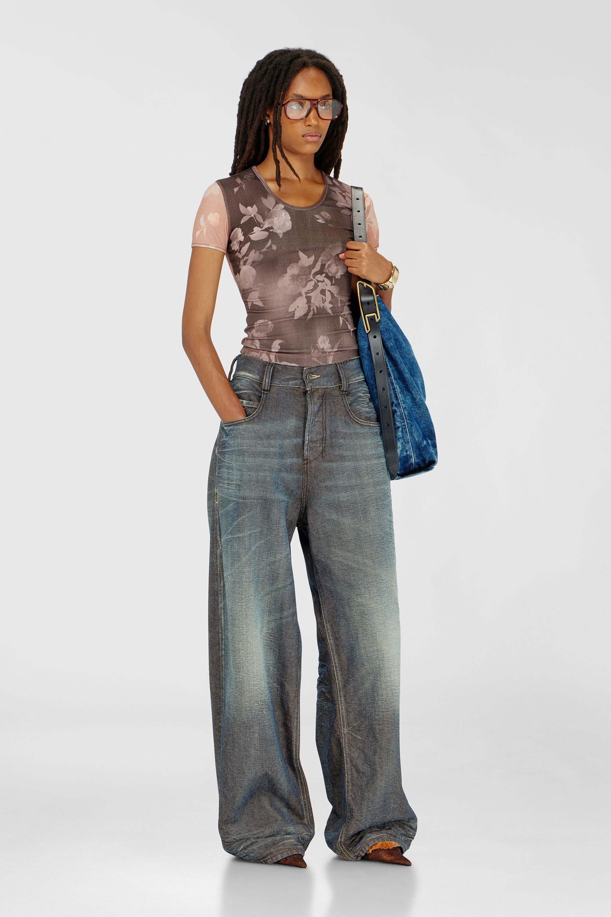 Diesel - T-ELENEWU, Top en jersey c&ocirc;tel&eacute; &agrave; motif floral Femme in Polychrome - 1