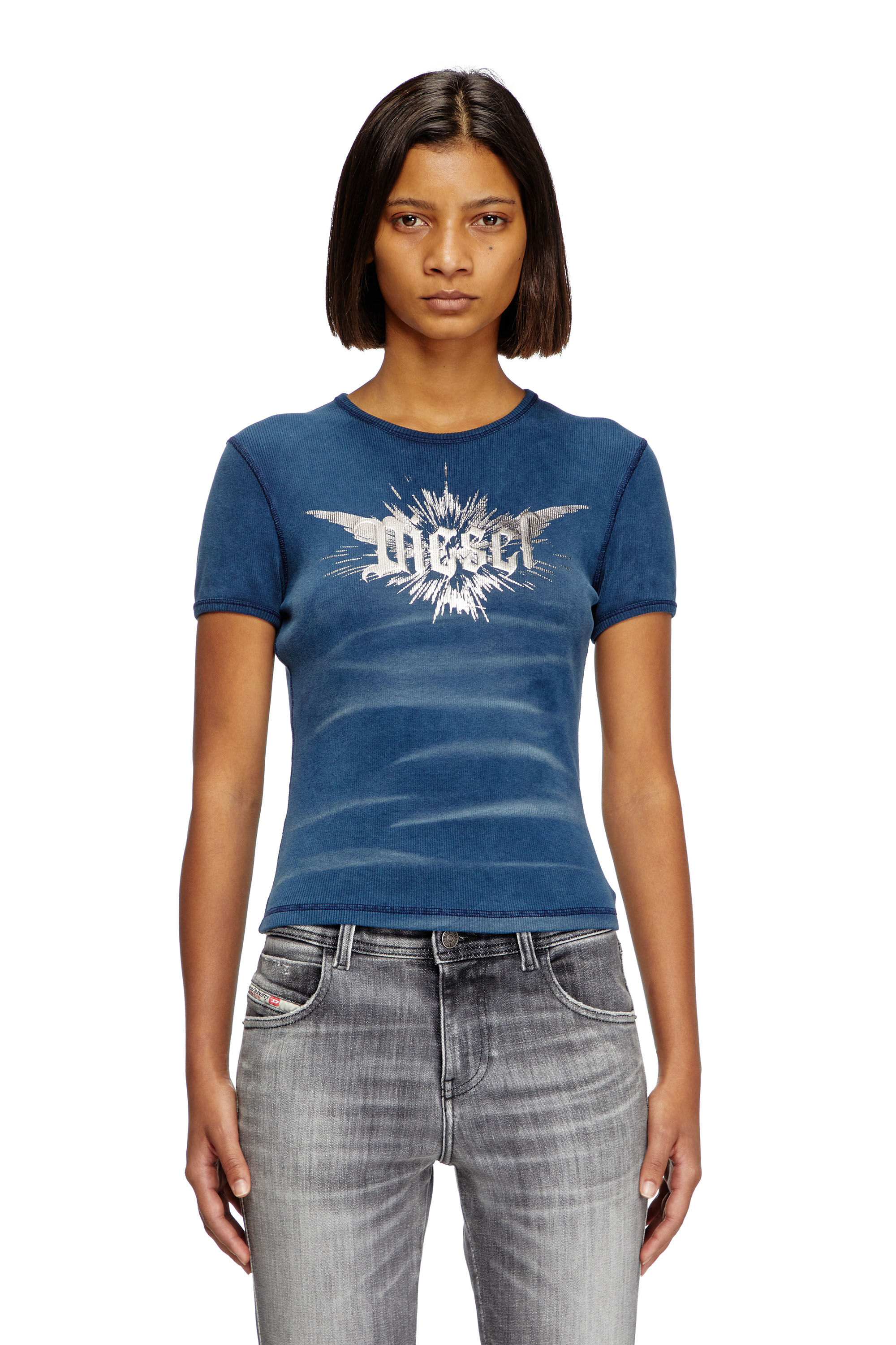 Diesel - T-ELE-LONG-P2, T-shirt avec imprimé métallisé Diesel ailé Femme in Bleu - 3