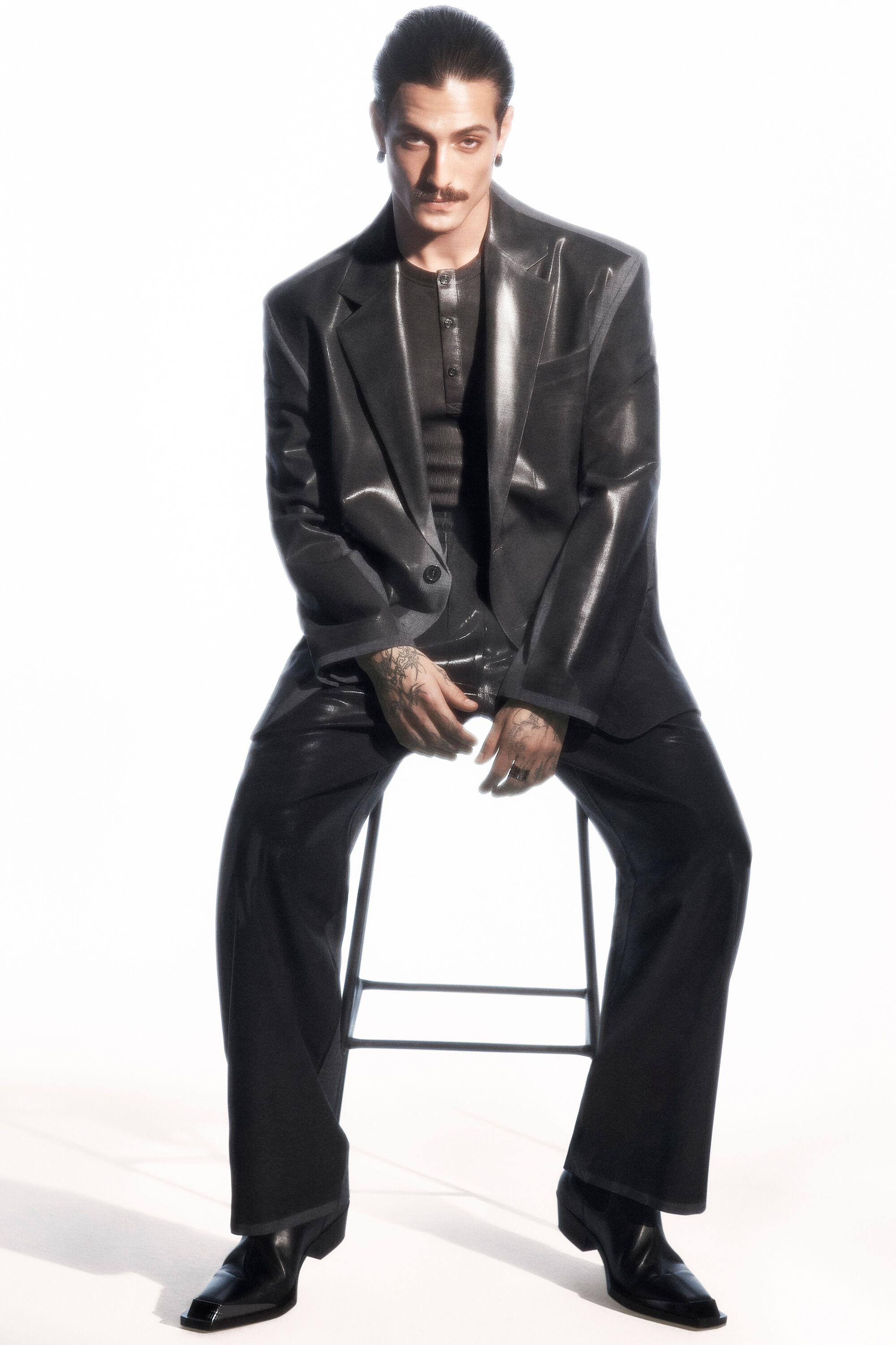 Diesel - J-OVER-DD, Blazer oversize avec devant enduit Mixte in Noir - 6