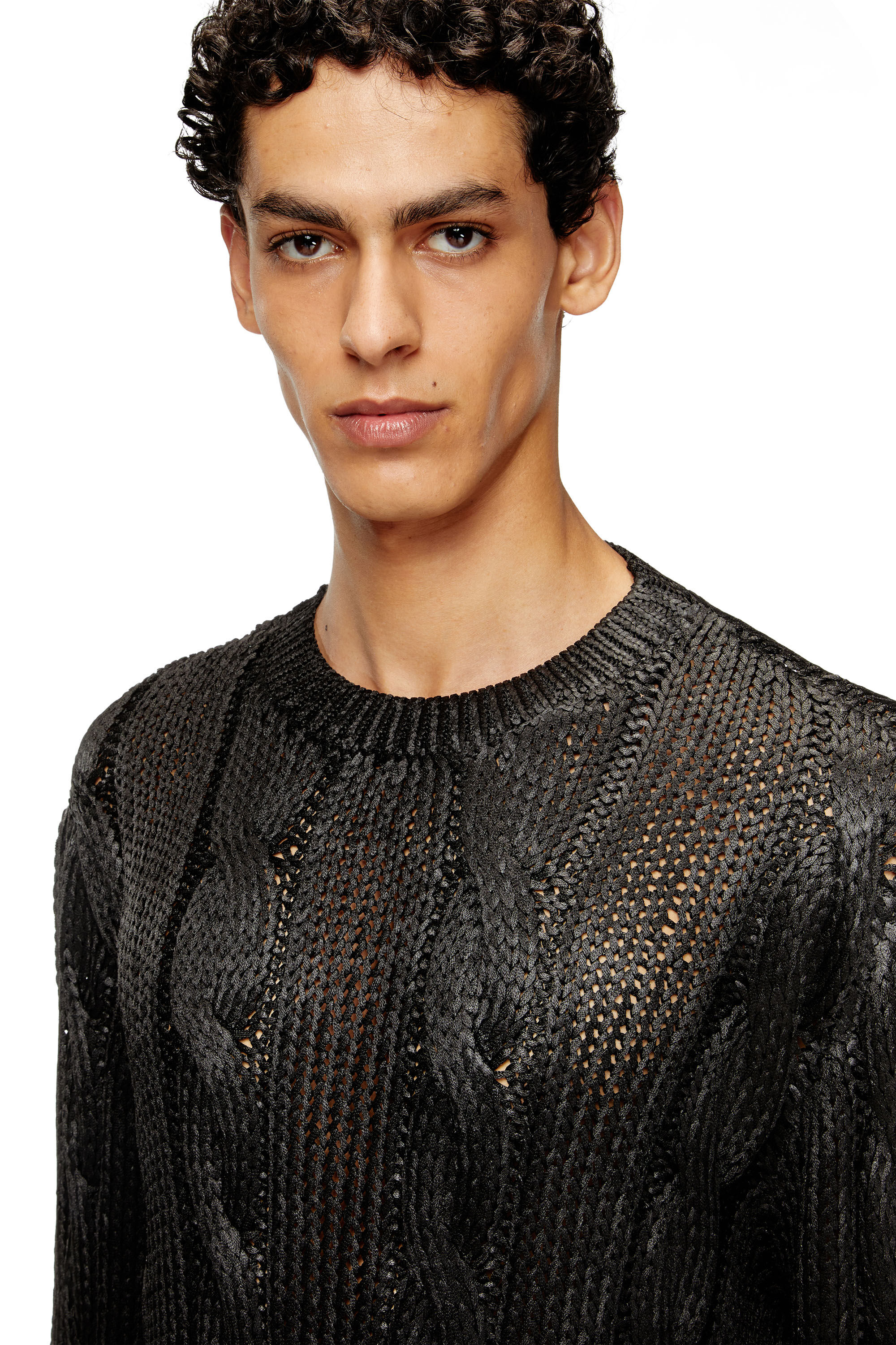 Diesel - K-MICHIU, Pull torsadé avec effet brillant Homme in Noir - 4
